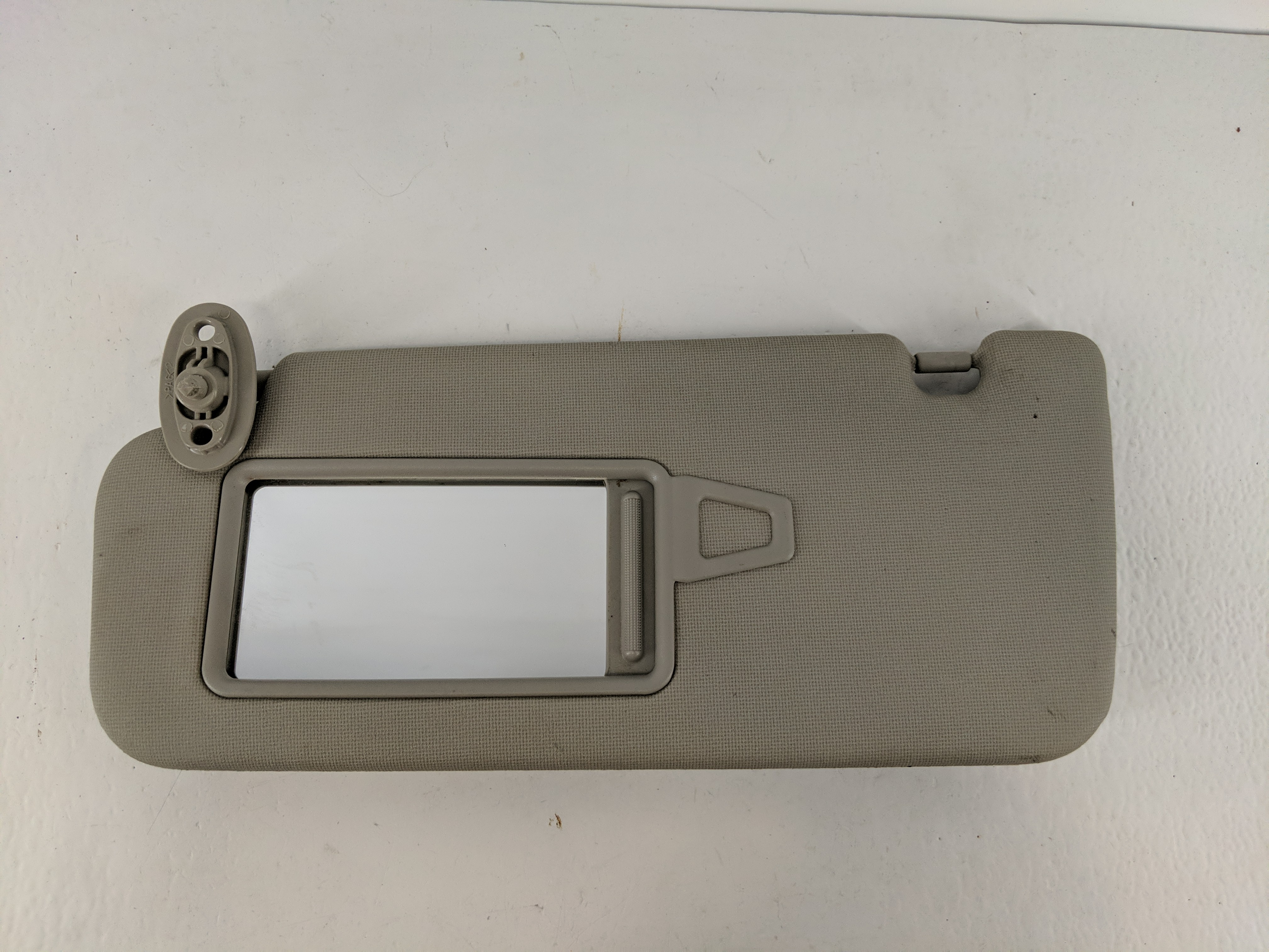 2010-2013 Kia Forte Driver Sun Visor Mirror Left Sunvisor Grey 1092774 - Oemusedautoparts1.com