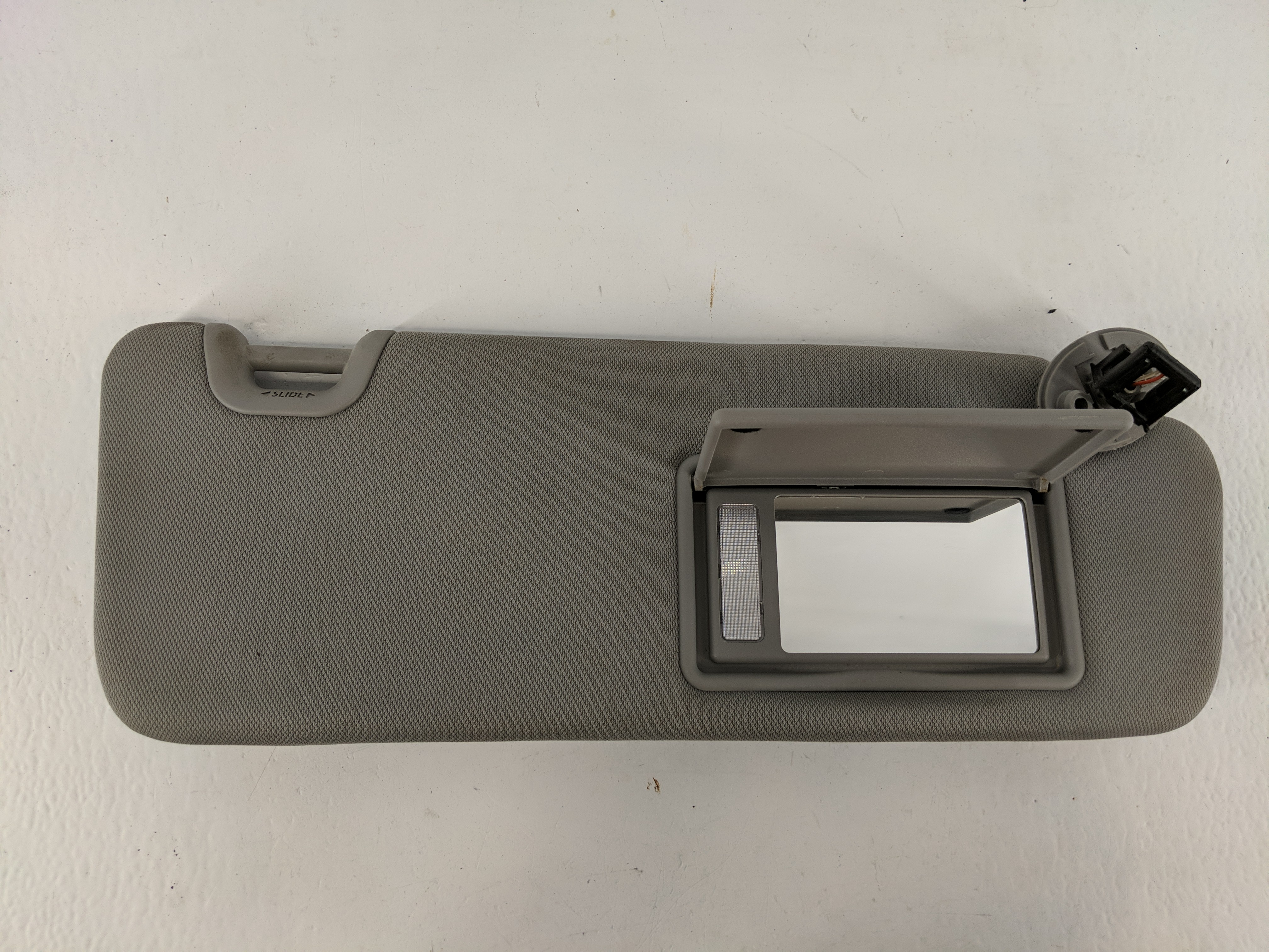 2014-2019 Toyota Highlander Passenger Sun Visor Mirror Right Sunvisor 1092780 - Oemusedautoparts1.com