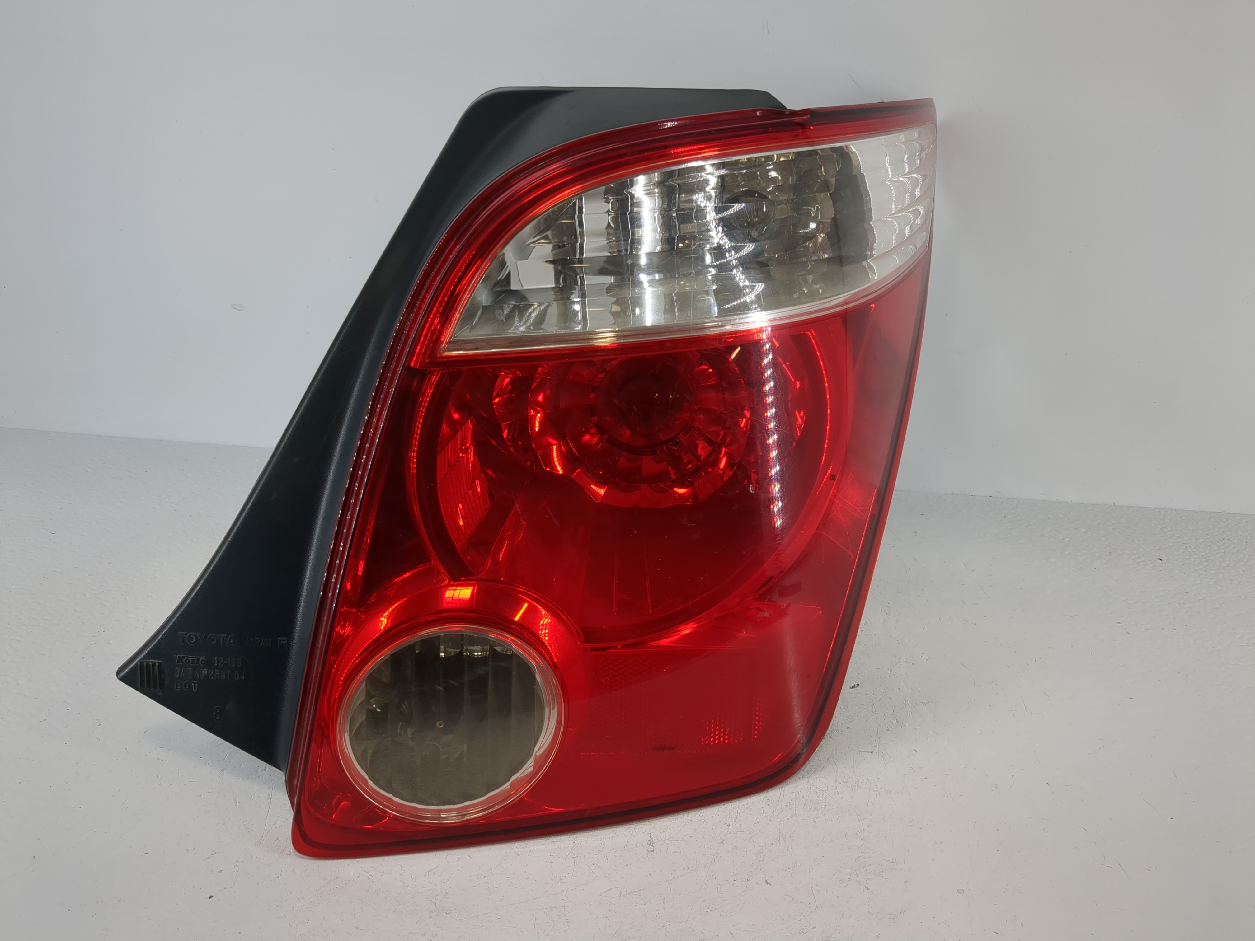 2006-2006 Scion Xa Passenger Right Side Tail Light Taillight Oem 1092806 - Oemusedautoparts1.com