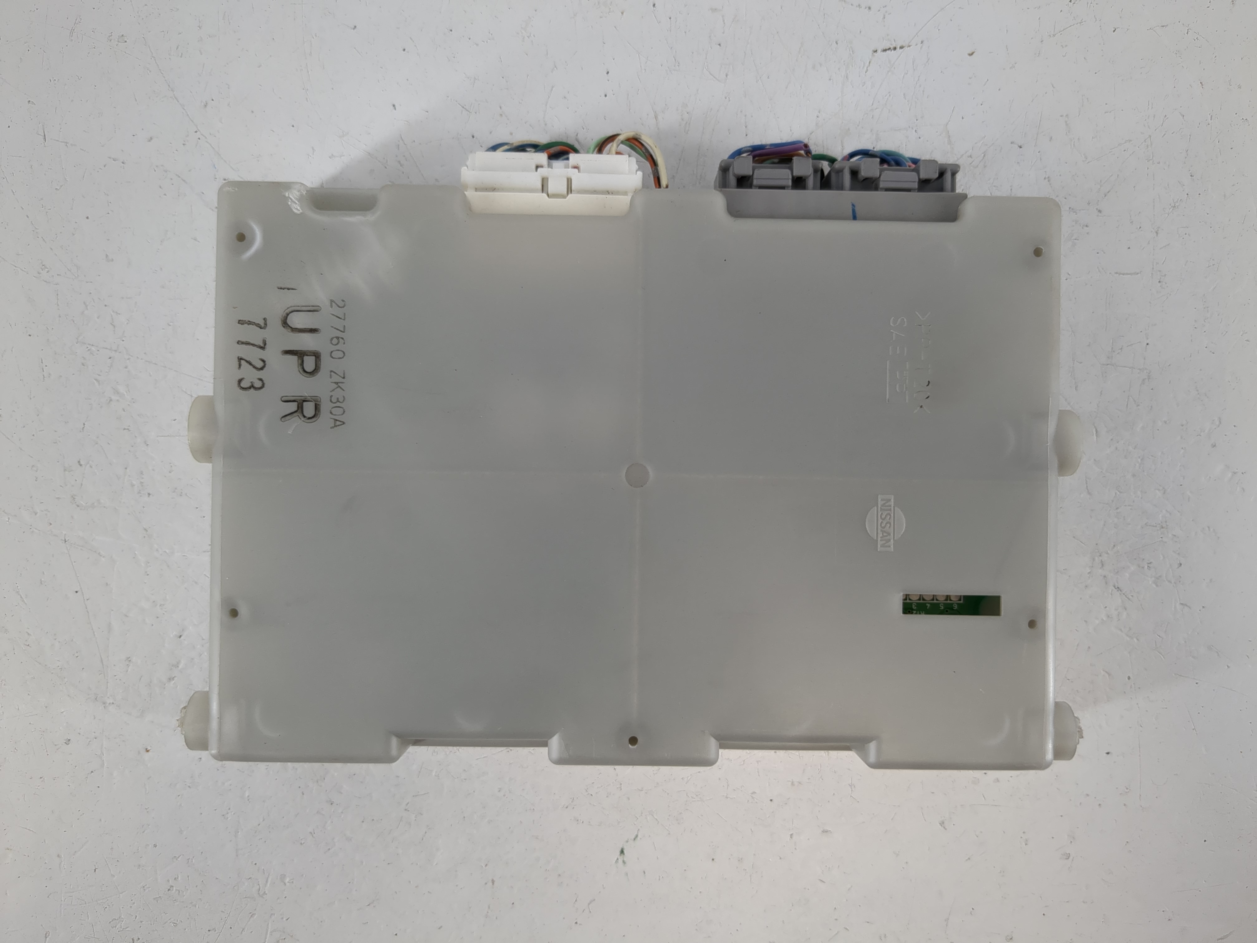 Picture of 2007-2008 Nissan Maxima Condition Indicator Control Module 27760 Zk30a 1092827