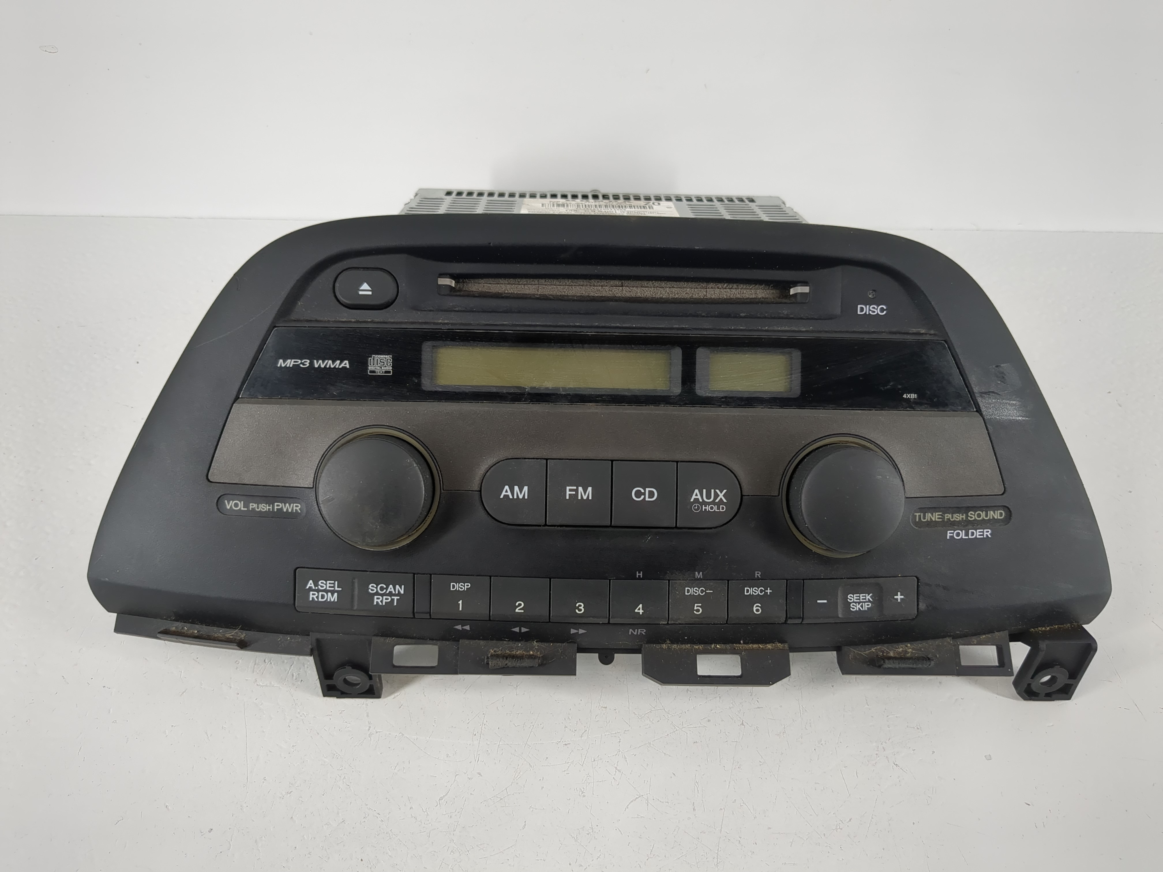 2008-2010 Honda Odyssey Am Fm Cd Player Radio Receiver 1092838 - Oemusedautoparts1.com
