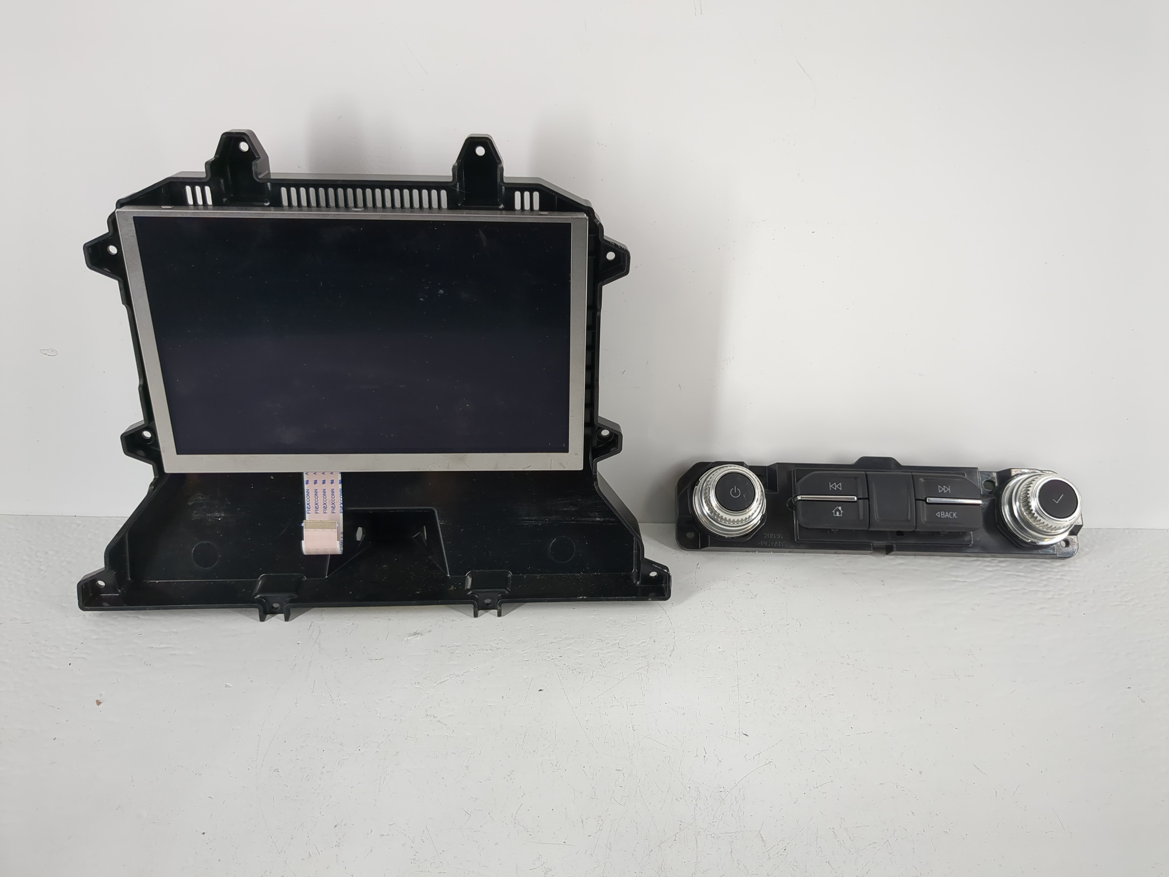 Picture of 2019-2020 Gmc Sierra 1500 Am Fm Cd Player Radio Receiver 1092846