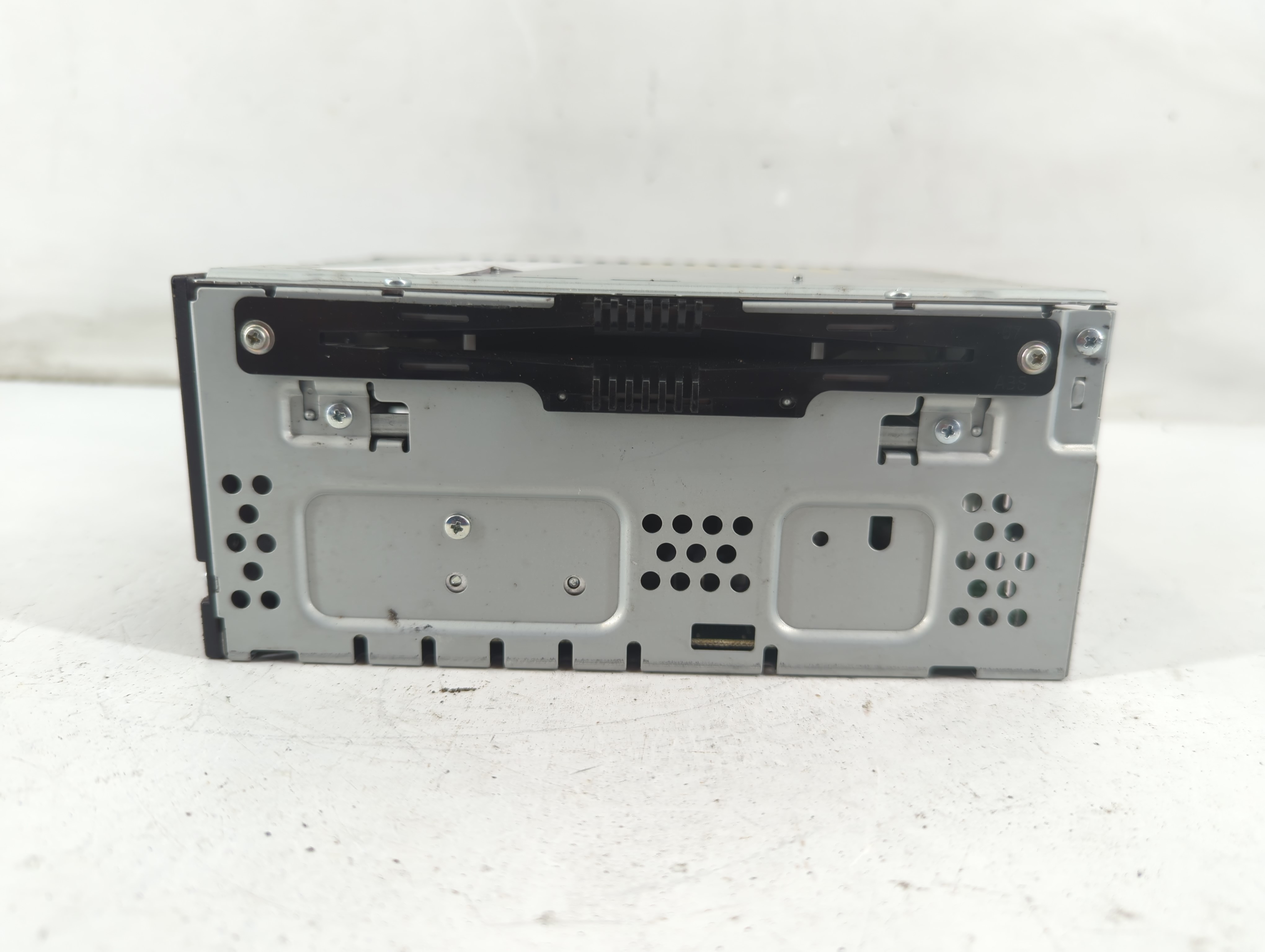 2015-2015 Lincoln Mkc Am Fm Cd Player Radio Receiver 1092862 - Oemusedautoparts1.com