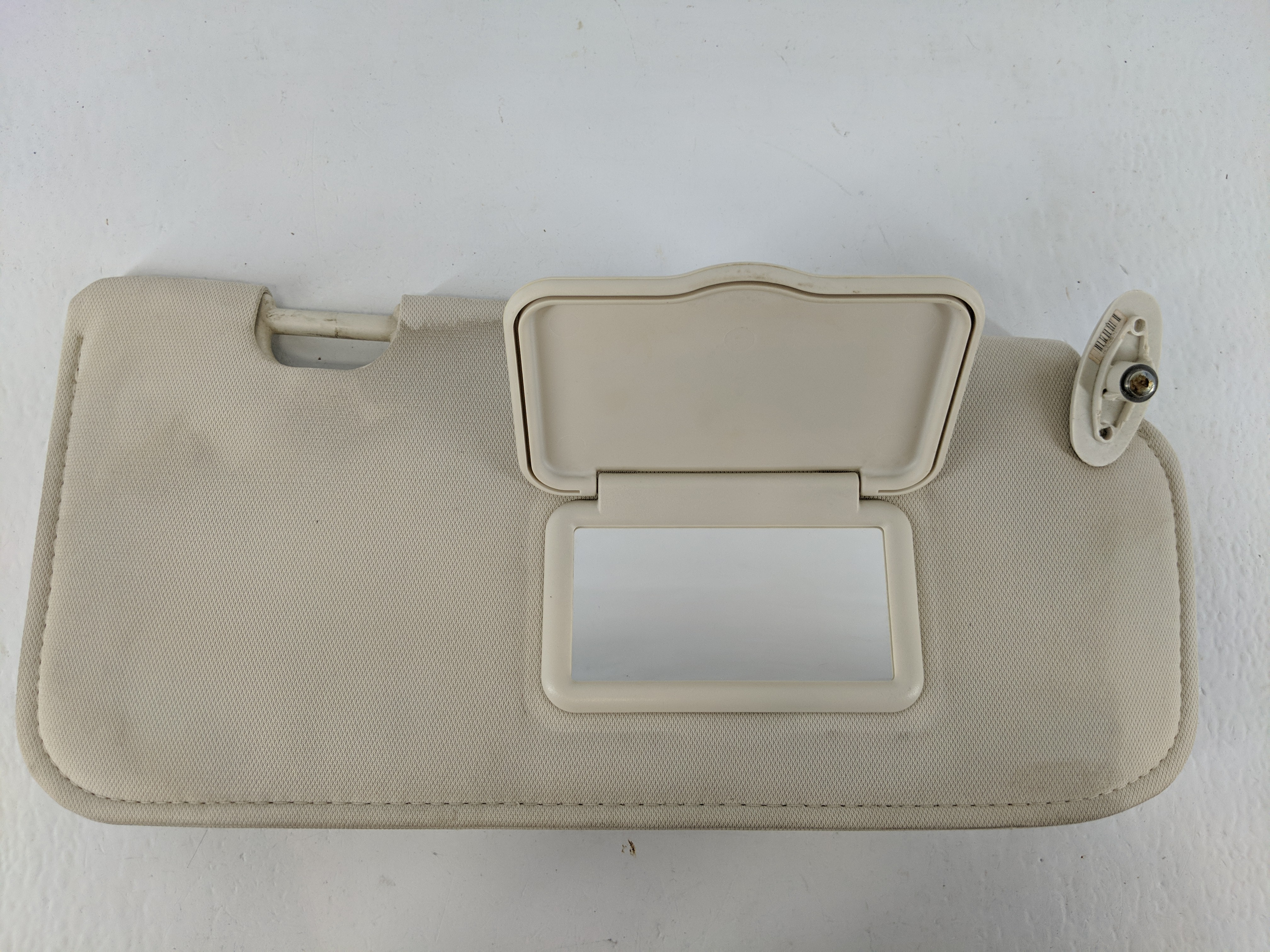 2008-2009 Ford Escape Passenger Sun Visor Mirror Right Sunvisor Cream 1092901 - Oemusedautoparts1.com