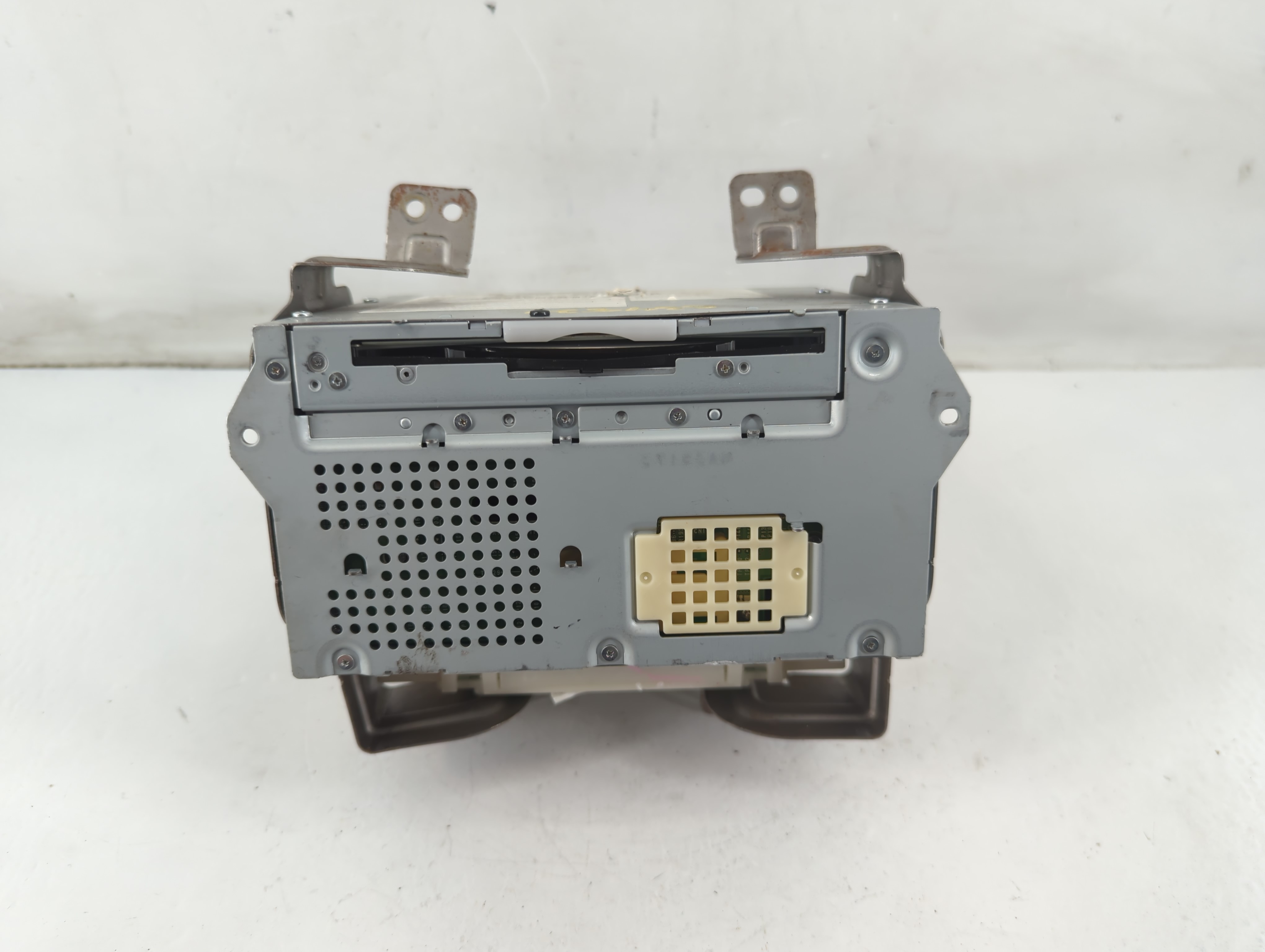 2010-2011 Nissan Maxima Am Fm Cd Player Radio Receiver 1092935 - Oemusedautoparts1.com