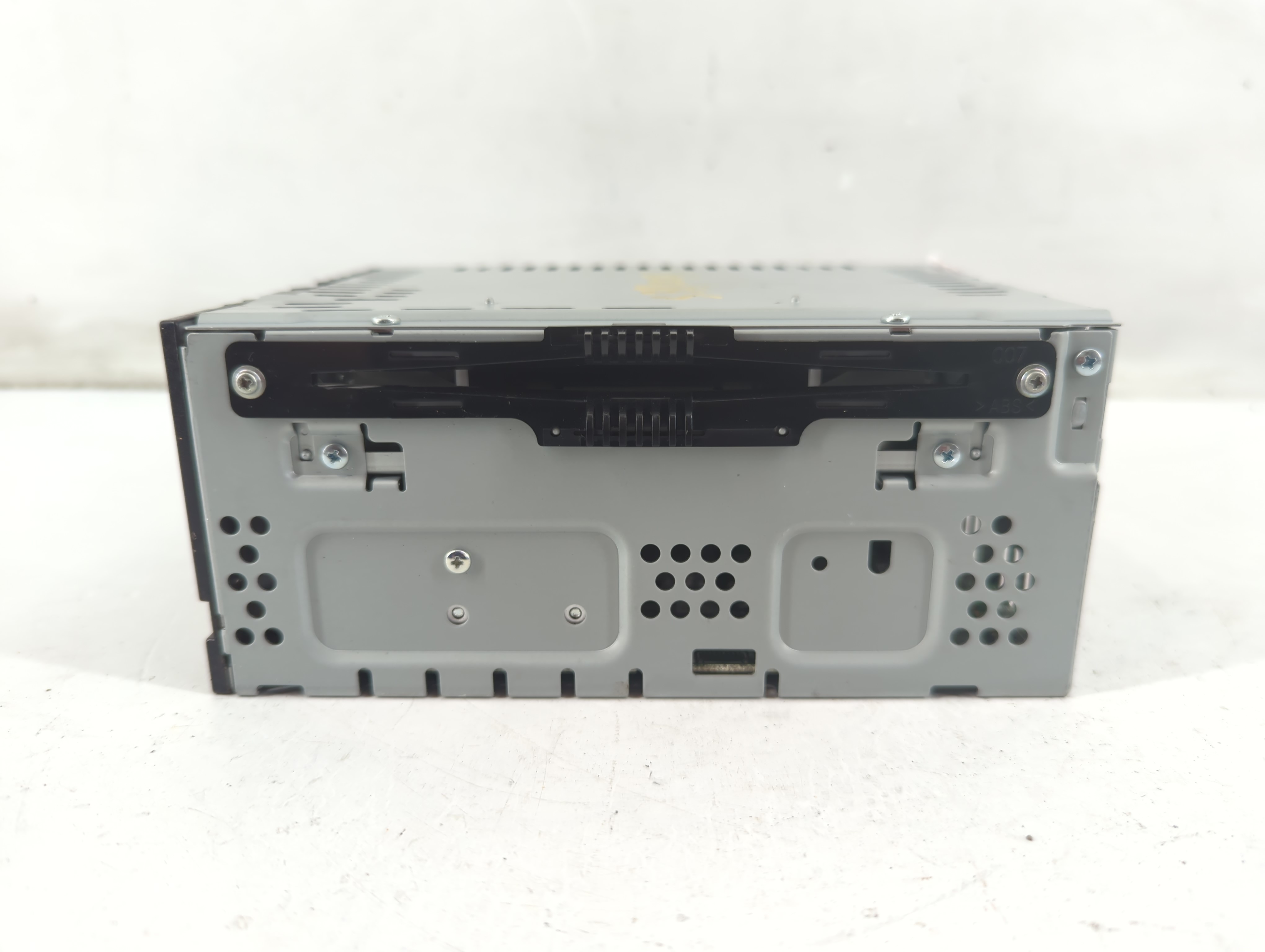 2017-2019 Ford Escape Am Fm Cd Player Radio Receiver 1092939 - Oemusedautoparts1.com