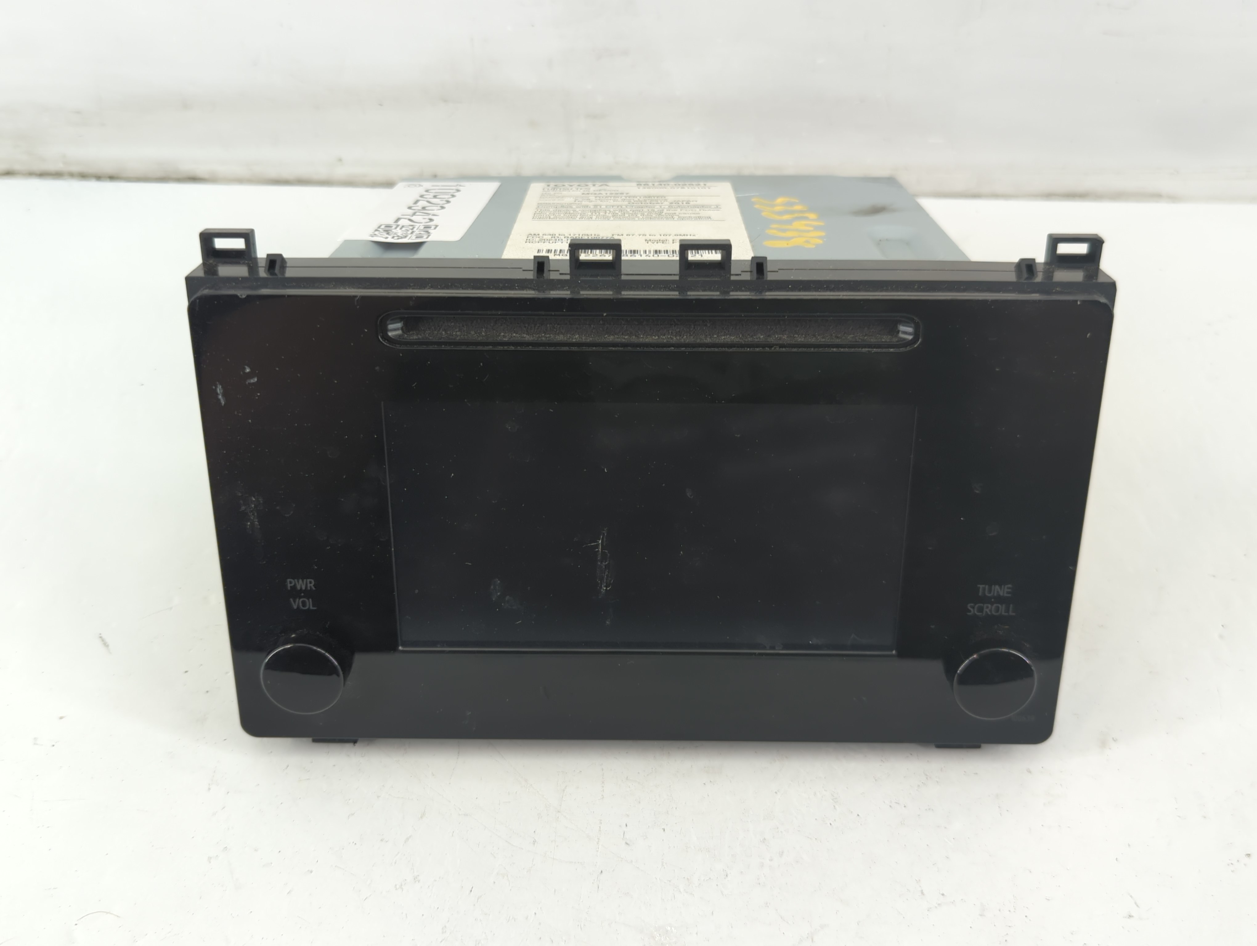 2017-2019 Toyota Corolla Am Fm Cd Player Radio Receiver 1092942 - Oemusedautoparts1.com