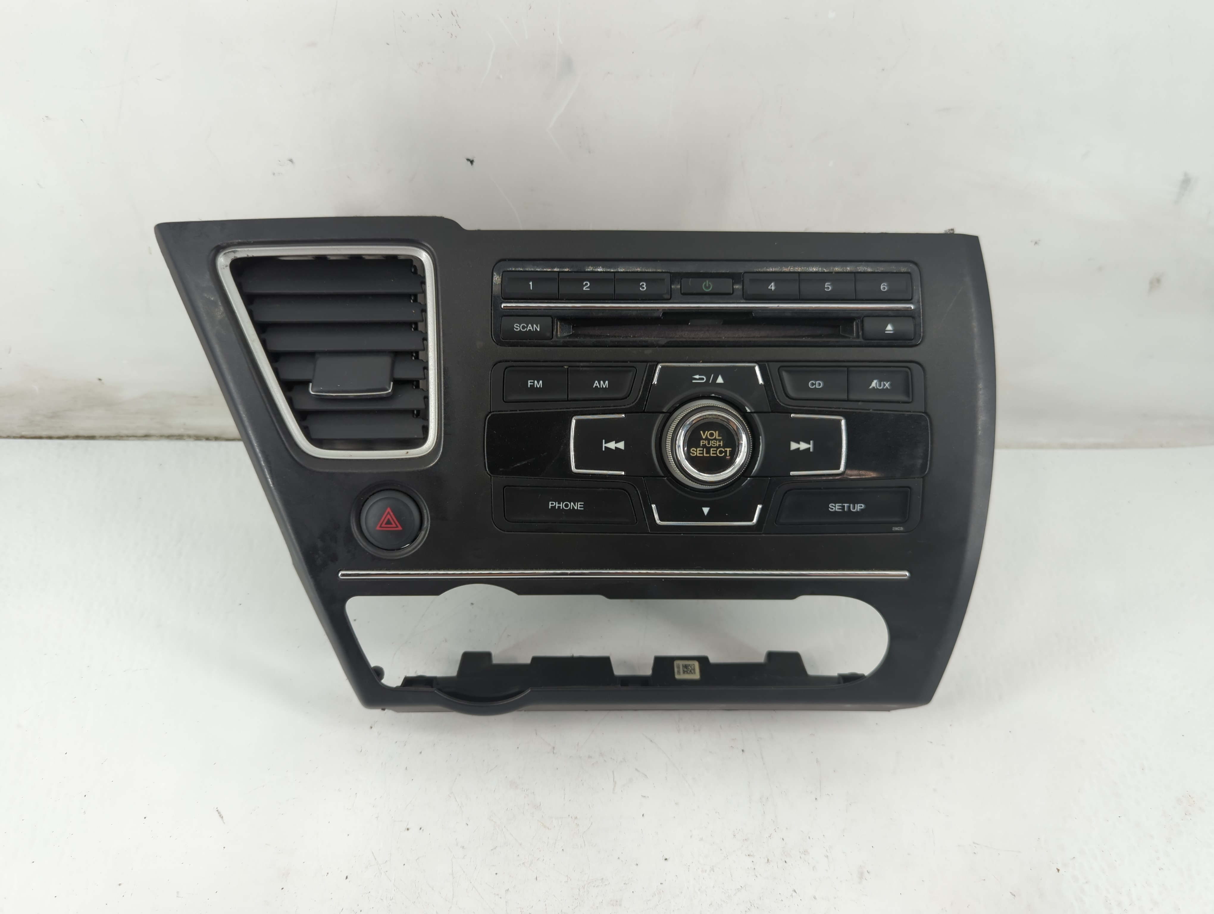 2013-2015 Honda Civic Am Fm Cd Player Radio Receiver 1092948 - Oemusedautoparts1.com