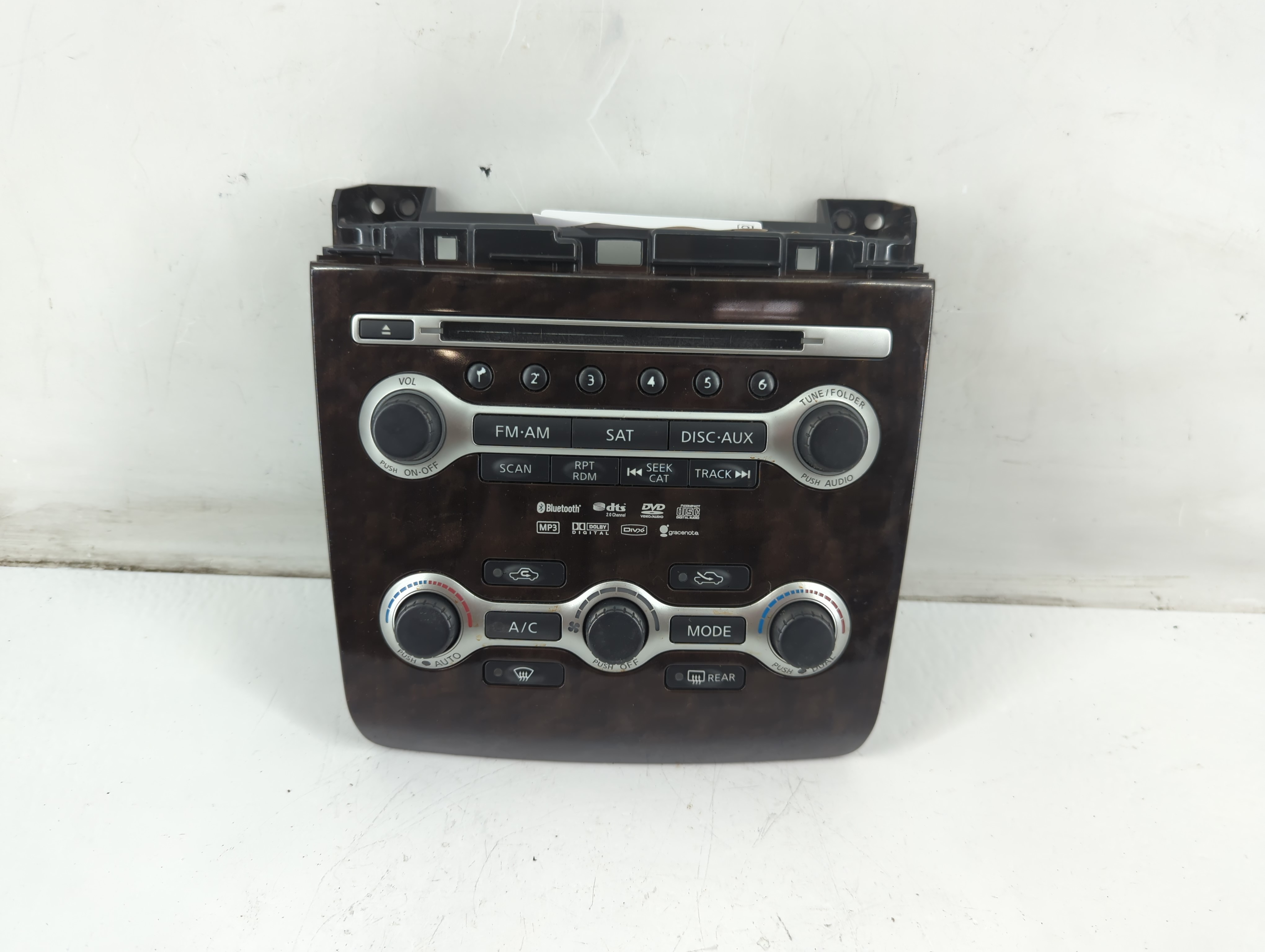 2010-2010 Nissan Maxima Am Fm Cd Player Radio Receiver 1092954 - Oemusedautoparts1.com