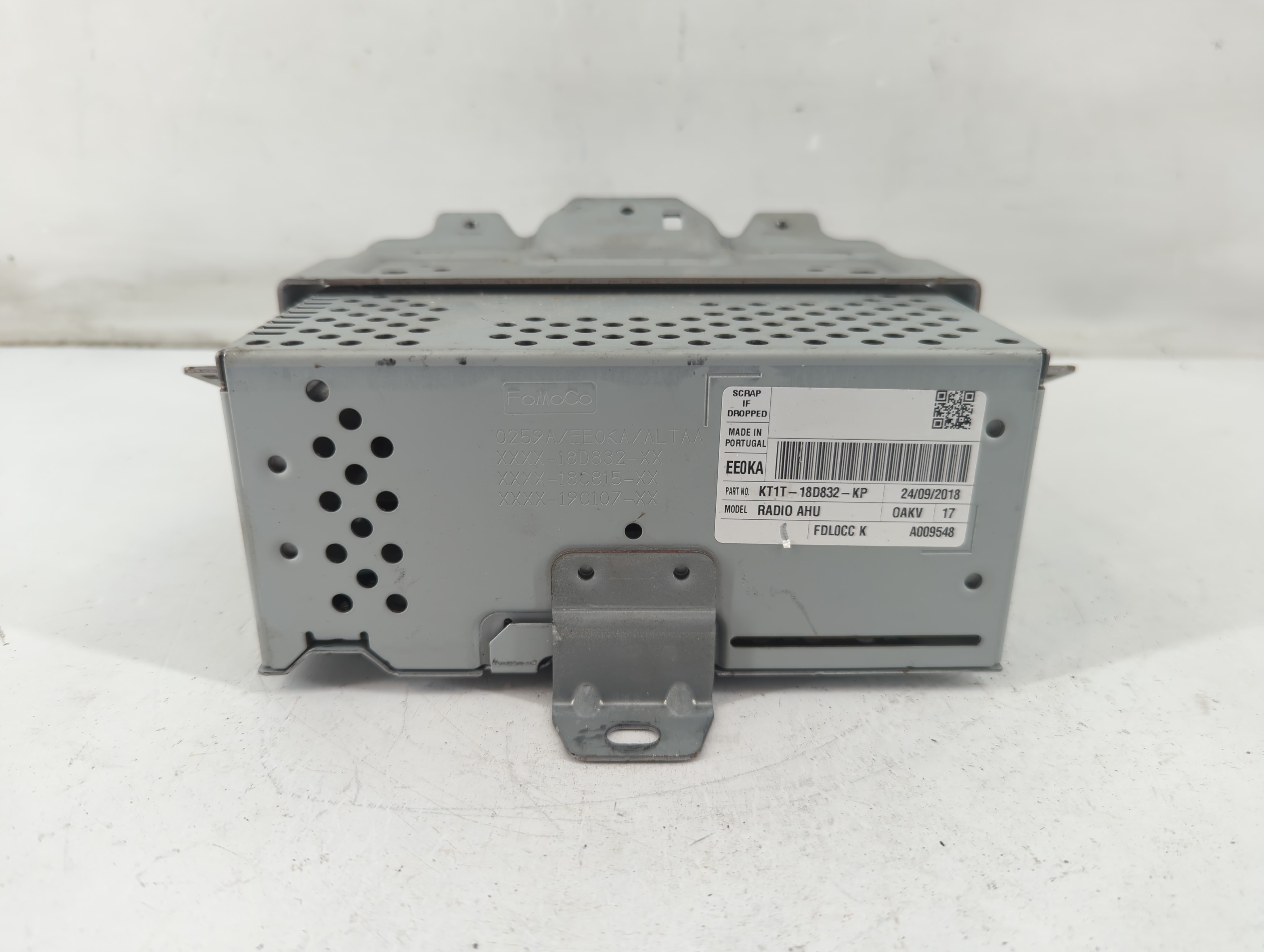 Ford Transit Am Fm Cd Player Radio Receiver 1092956 - Oemusedautoparts1.com