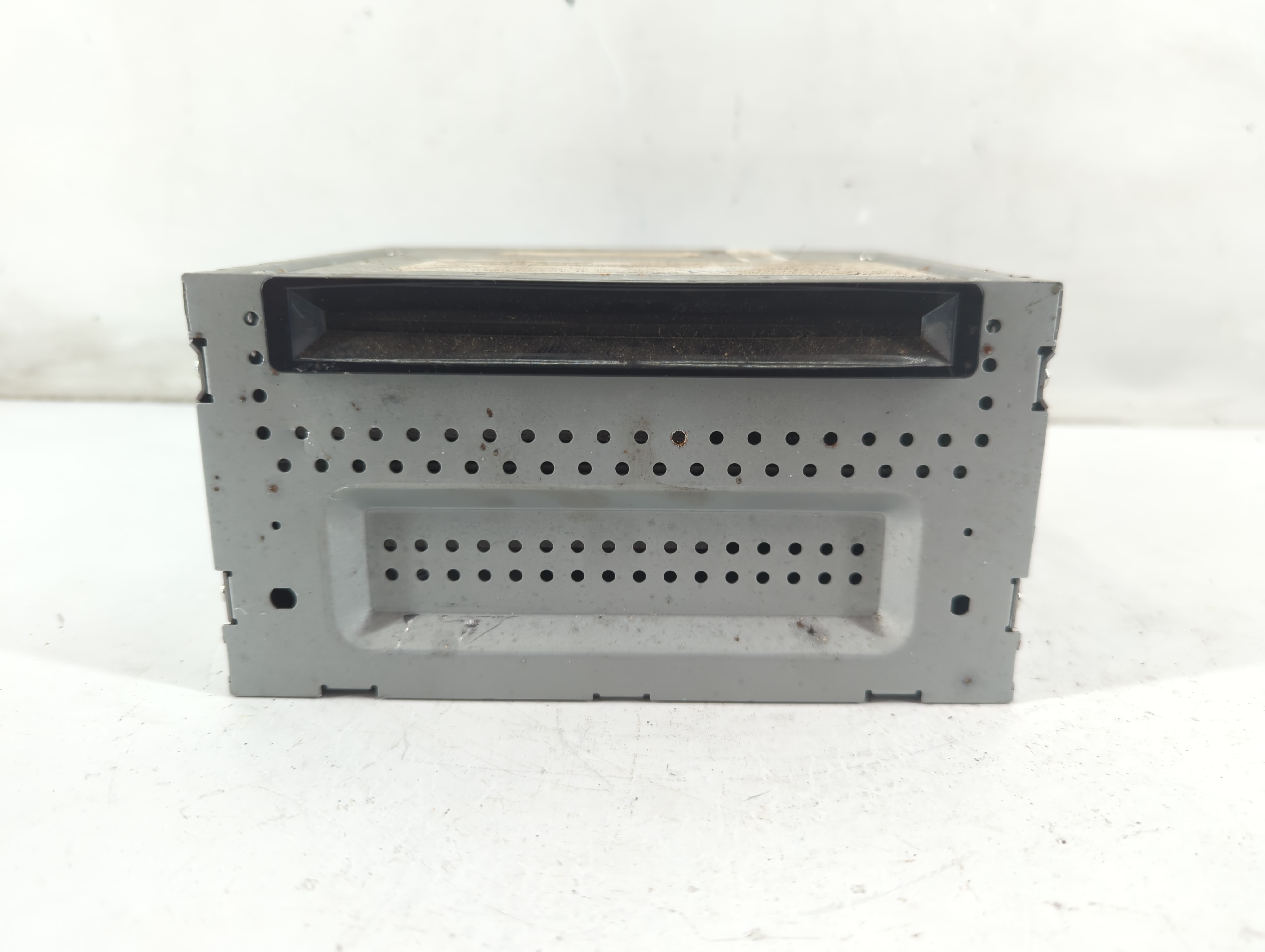 2011-2011 Ford Taurus Am Fm Cd Player Radio Receiver 1092958 - Oemusedautoparts1.com