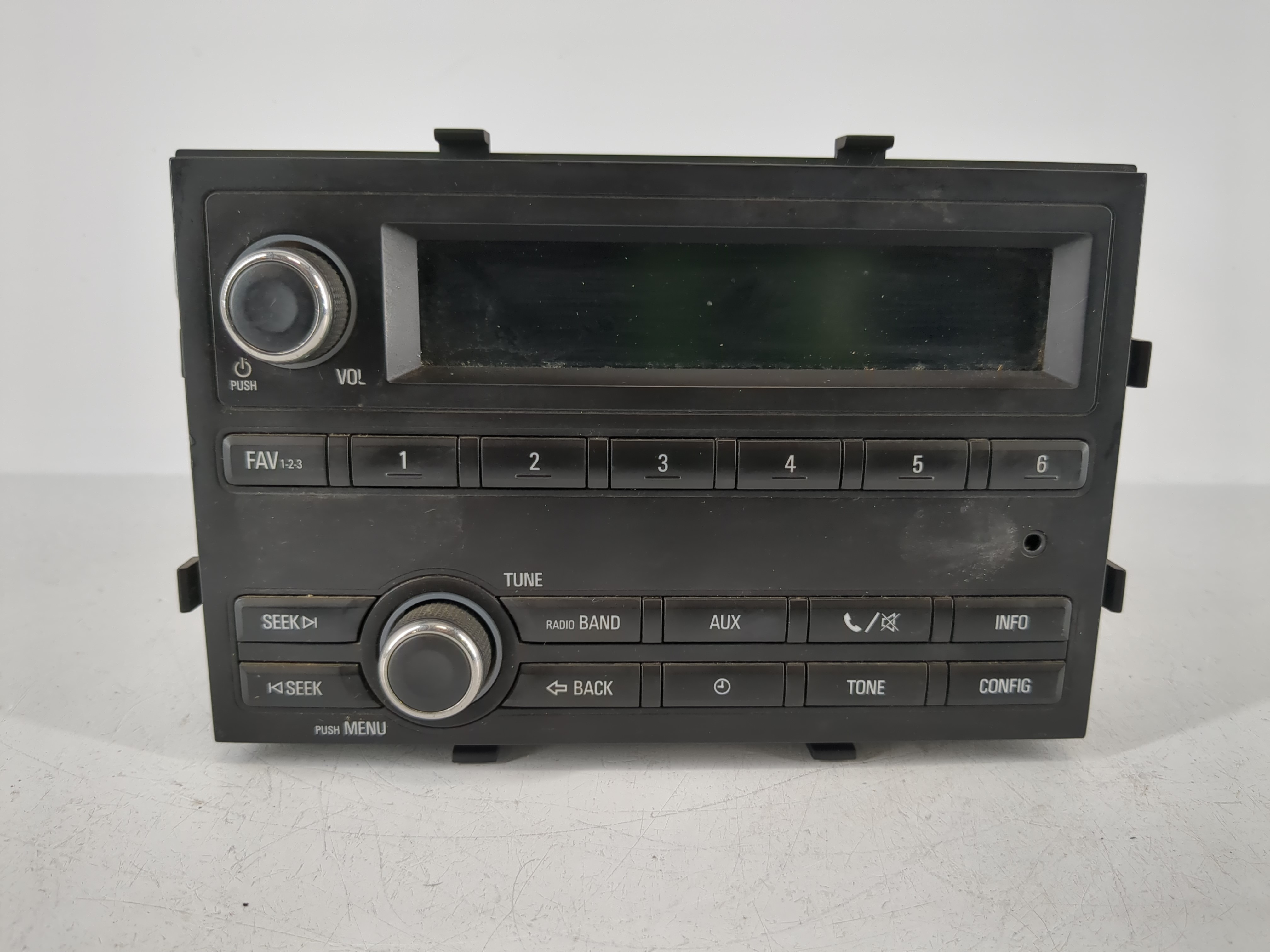 2013-2013 Chevrolet Sonic Am Fm Cd Player Radio Receiver 1092973 - Oemusedautoparts1.com