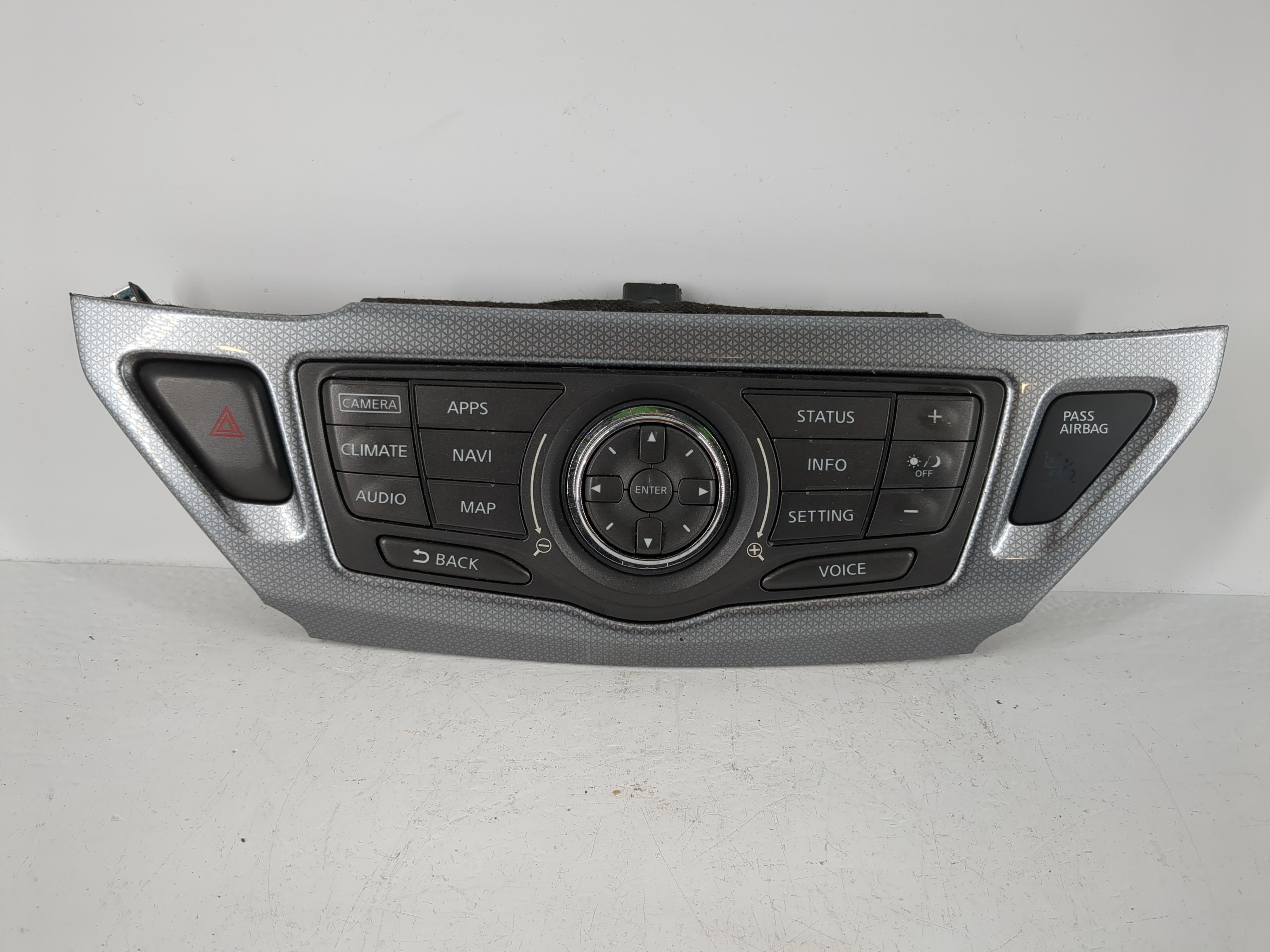 2017-2017 Nissan Pathfinder Am Fm Cd Player Radio Receiver 1092996 - Oemusedautoparts1.com