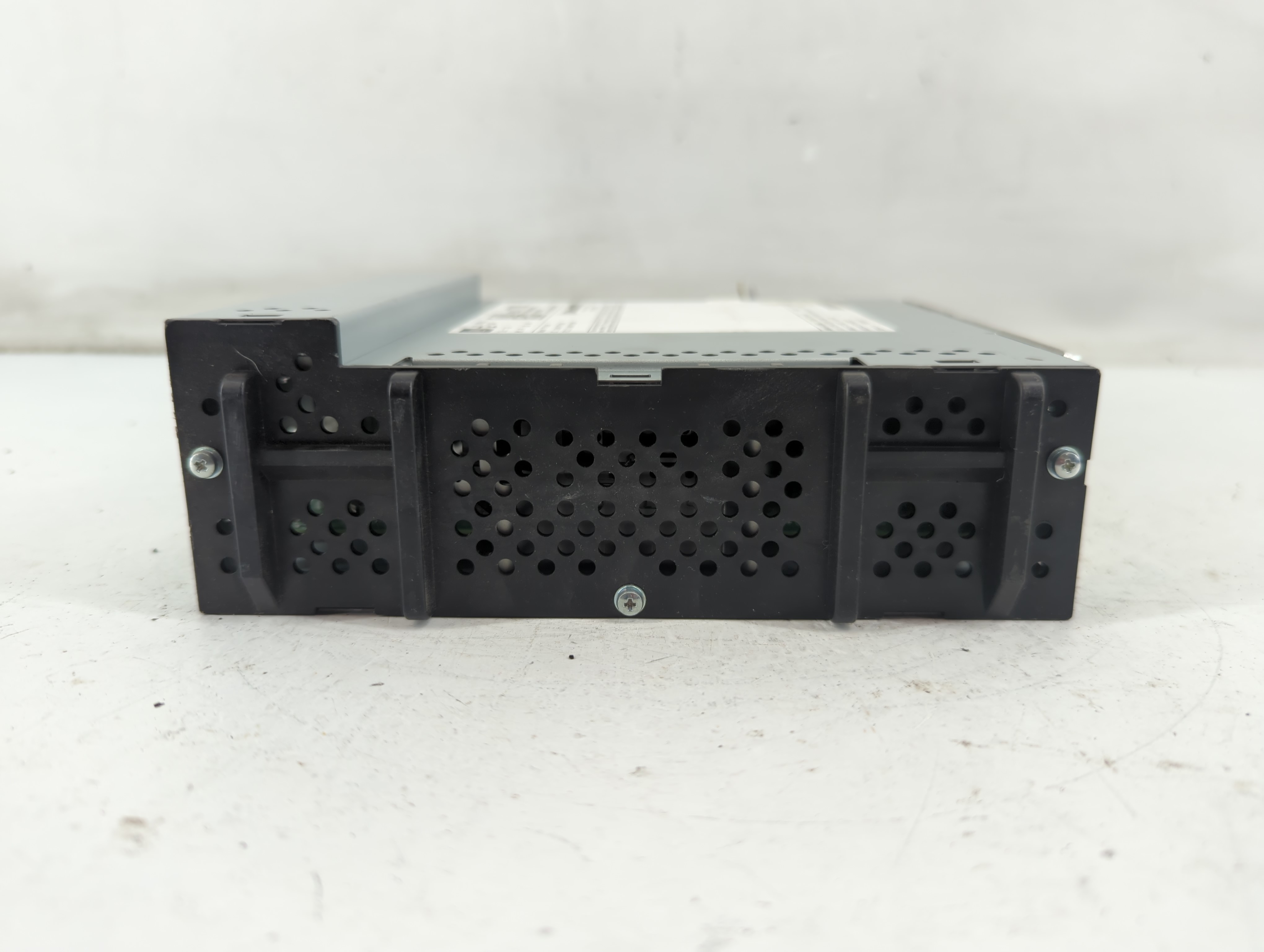 2020-2022 Chevrolet Silverado 1500 Am Fm Cd Player Radio Receiver 1093019 - Oemusedautoparts1.com