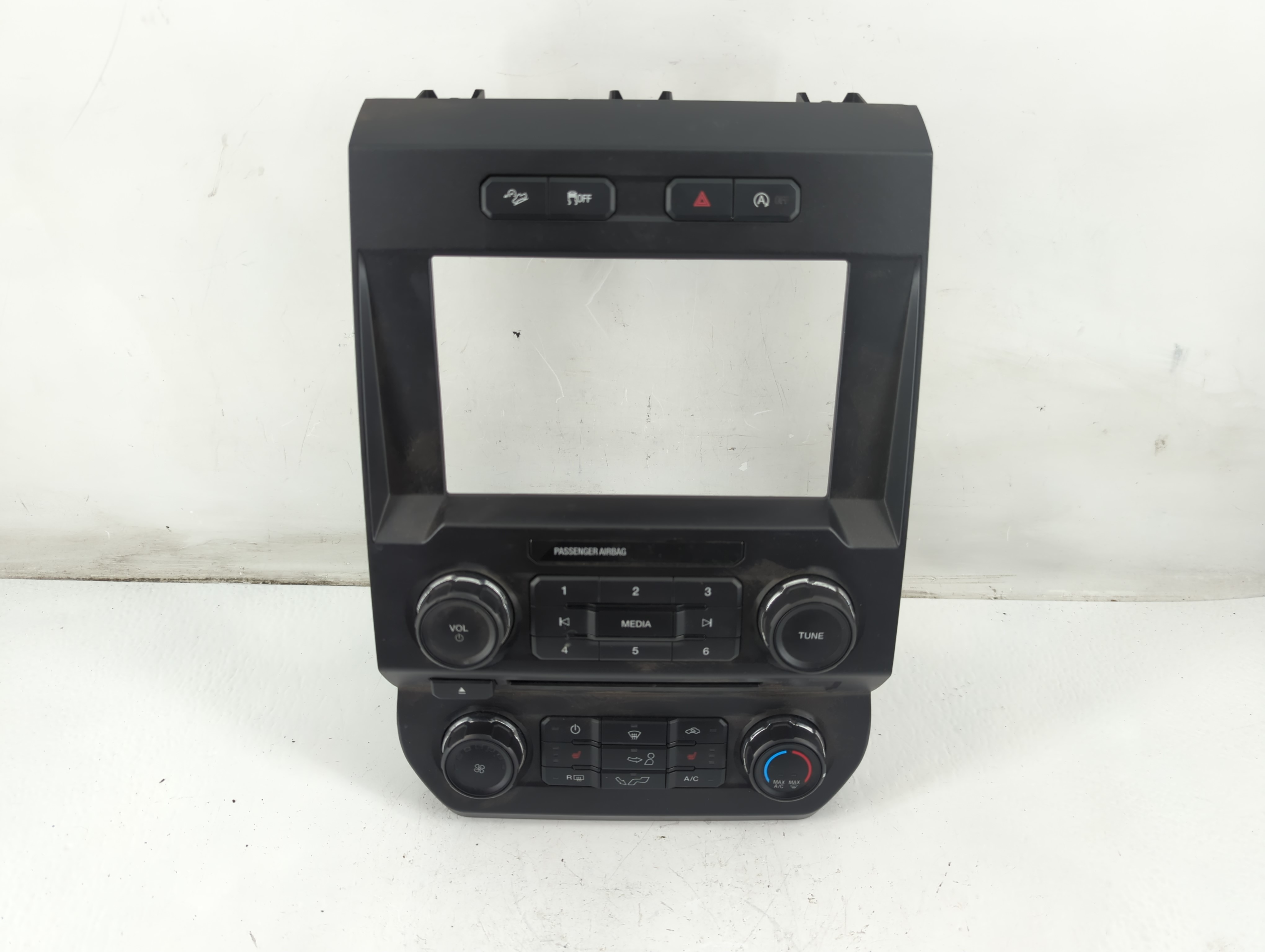 Picture of 2018-2018 Ford F-150 Am Fm Cd Player Radio Receiver 1093027