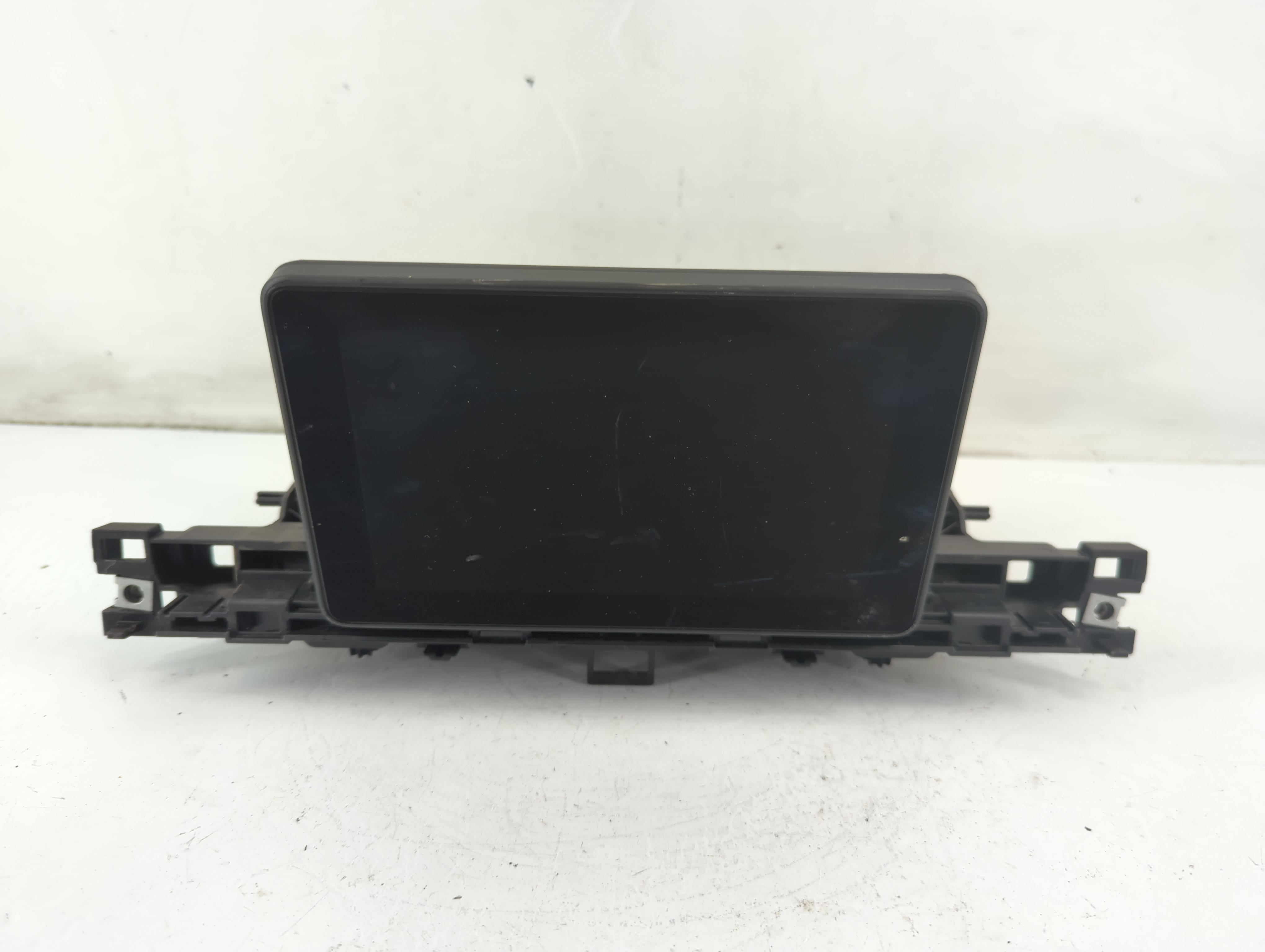 2017-2019 Audi A4 Information Display Screen 1093038 - Oemusedautoparts1.com
