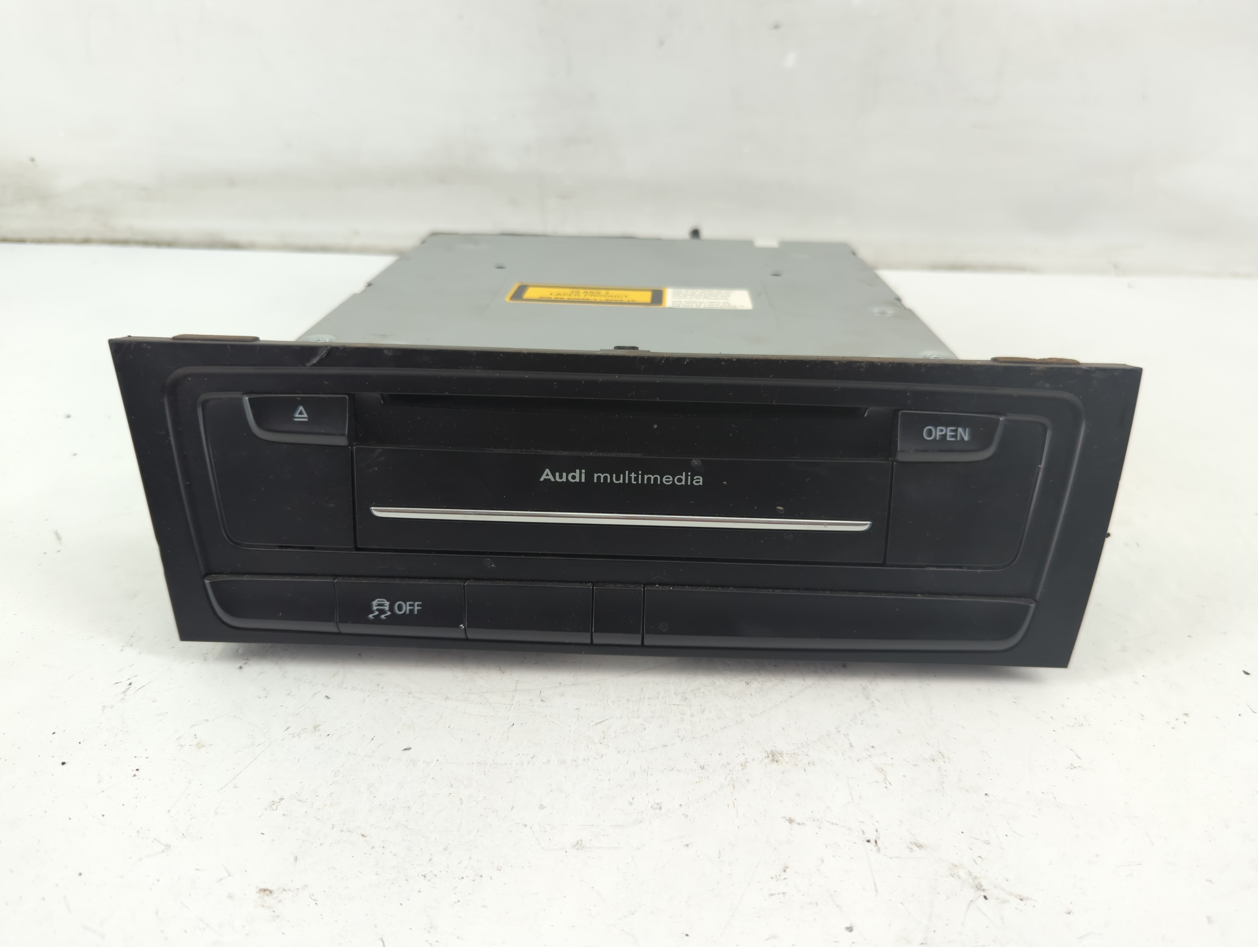 2010-2012 Audi S4 Am Fm Cd Player Radio Receiver 1093044 - Oemusedautoparts1.com
