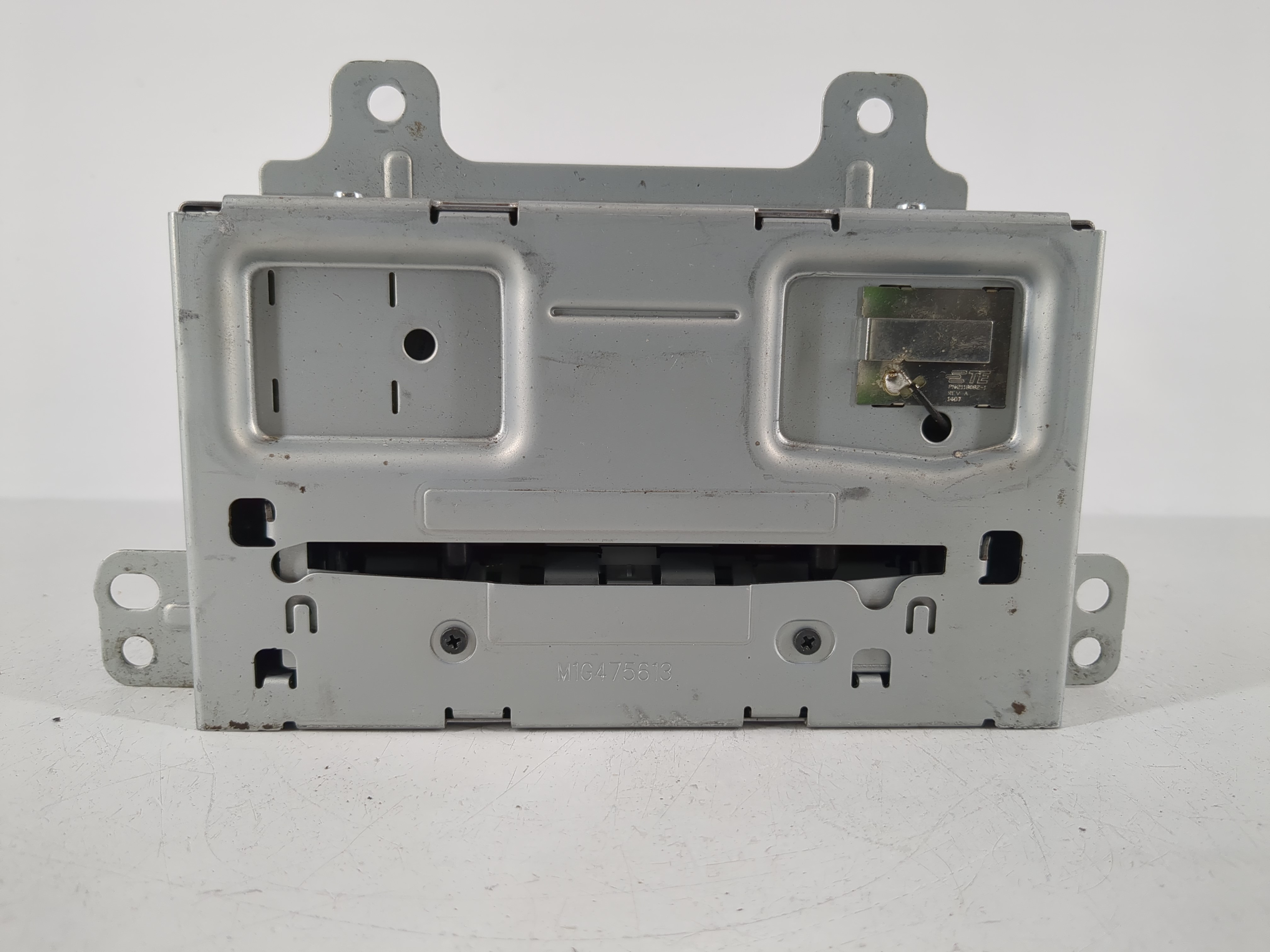 Picture of 2015-2015 Gmc Terrain Am Fm Cd Player Radio Receiver 1093058