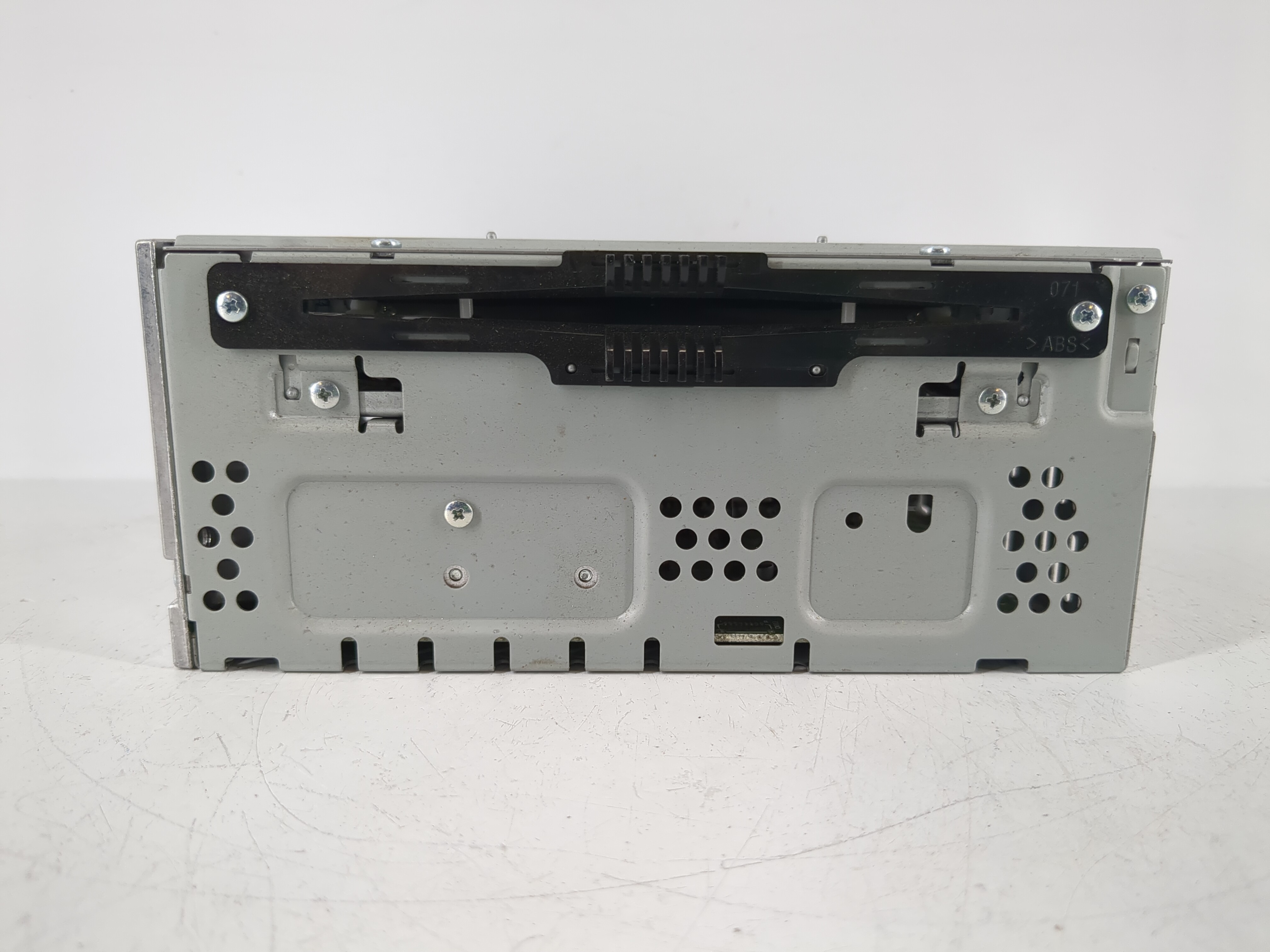 2015-2016 Ford Fusion Am Fm Cd Player Radio Receiver 1093084 - Oemusedautoparts1.com