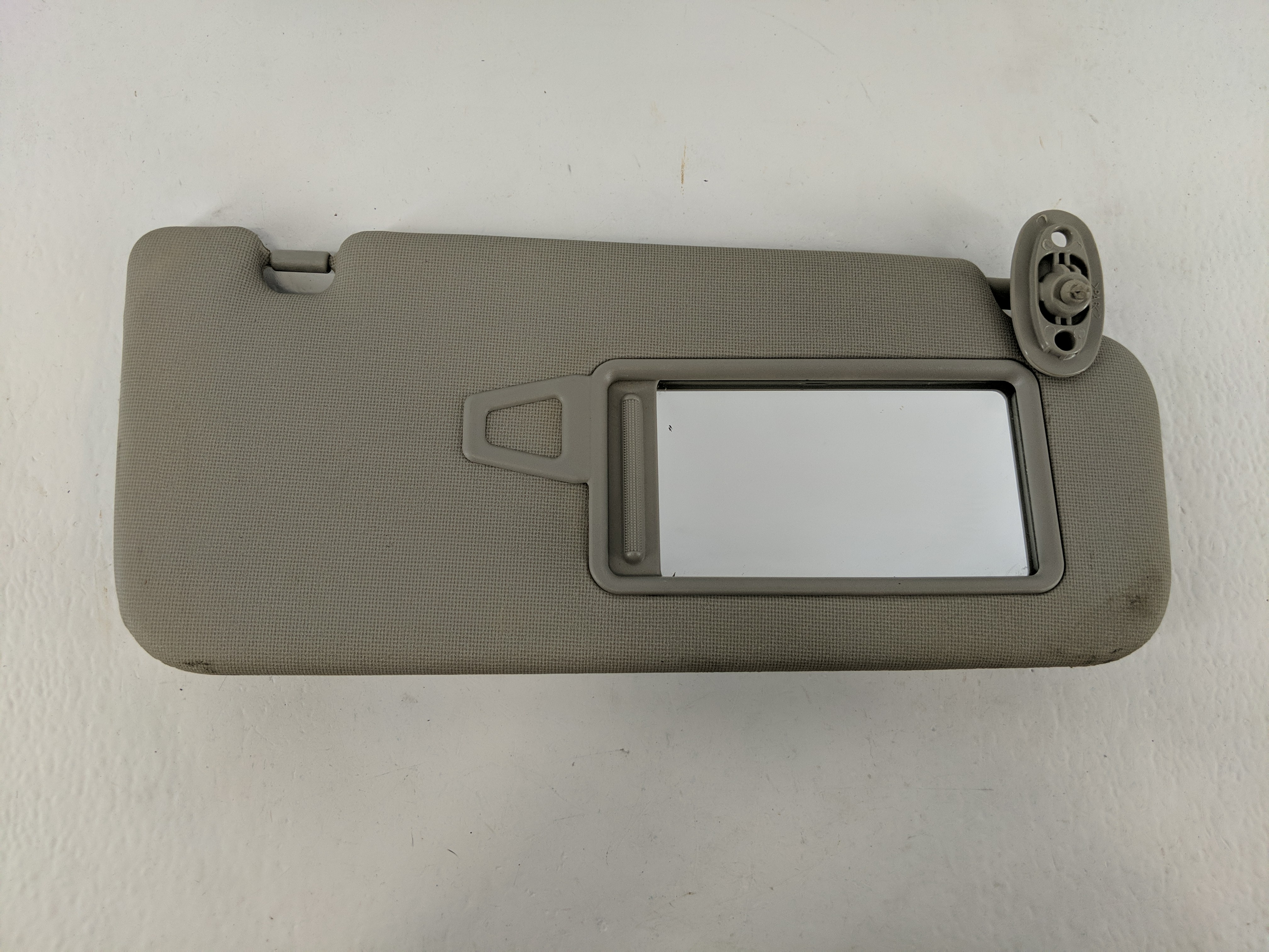 2010-2013 Kia Forte Passenger Sun Visor Mirror Right Sunvisor Dark Gray 1093156 - Oemusedautoparts1.com