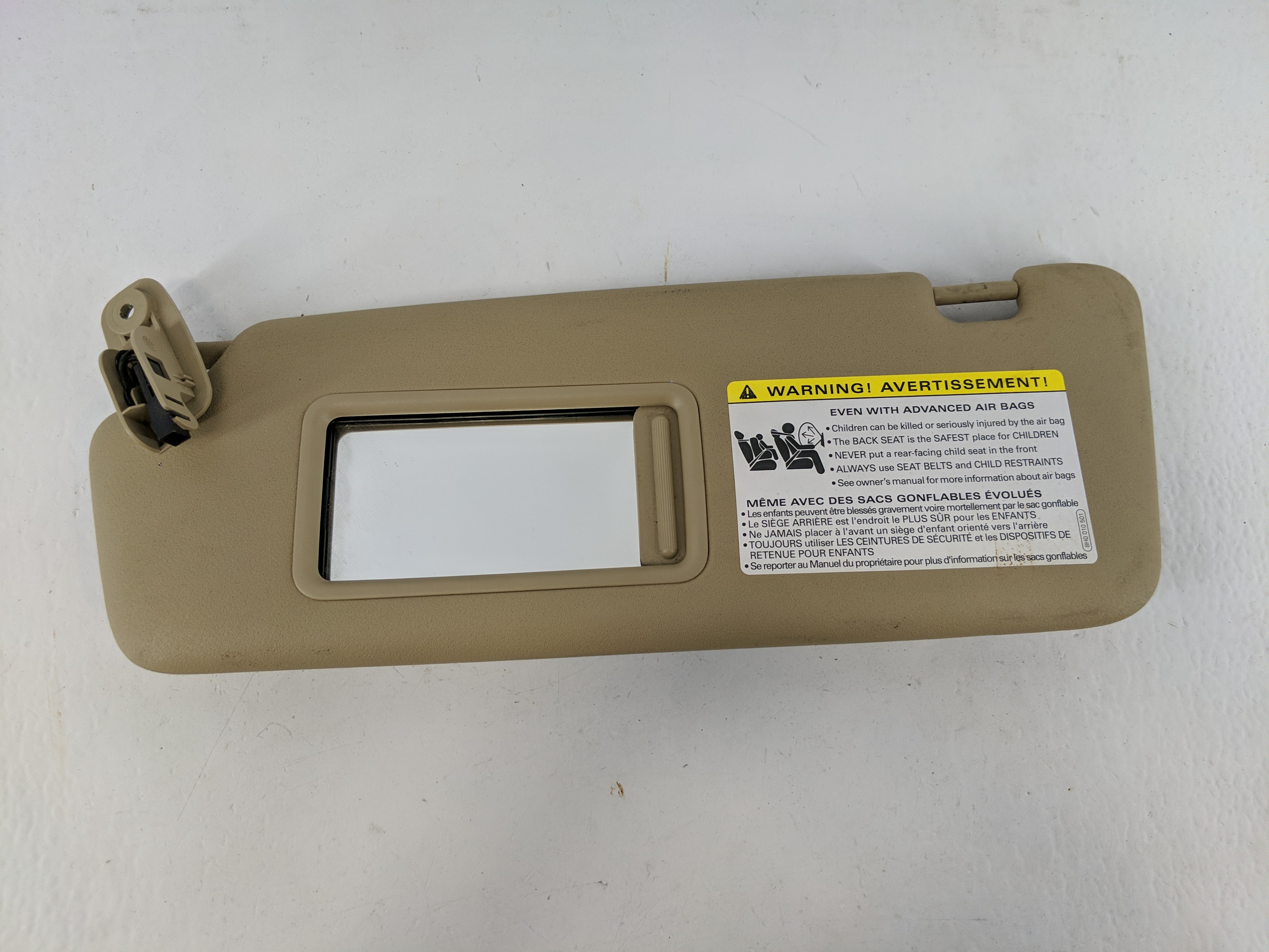 2002-2008 Audi A4 Passenger Sun Visor Mirror Right Sunvisor Beige 1093175 - Oemusedautoparts1.com