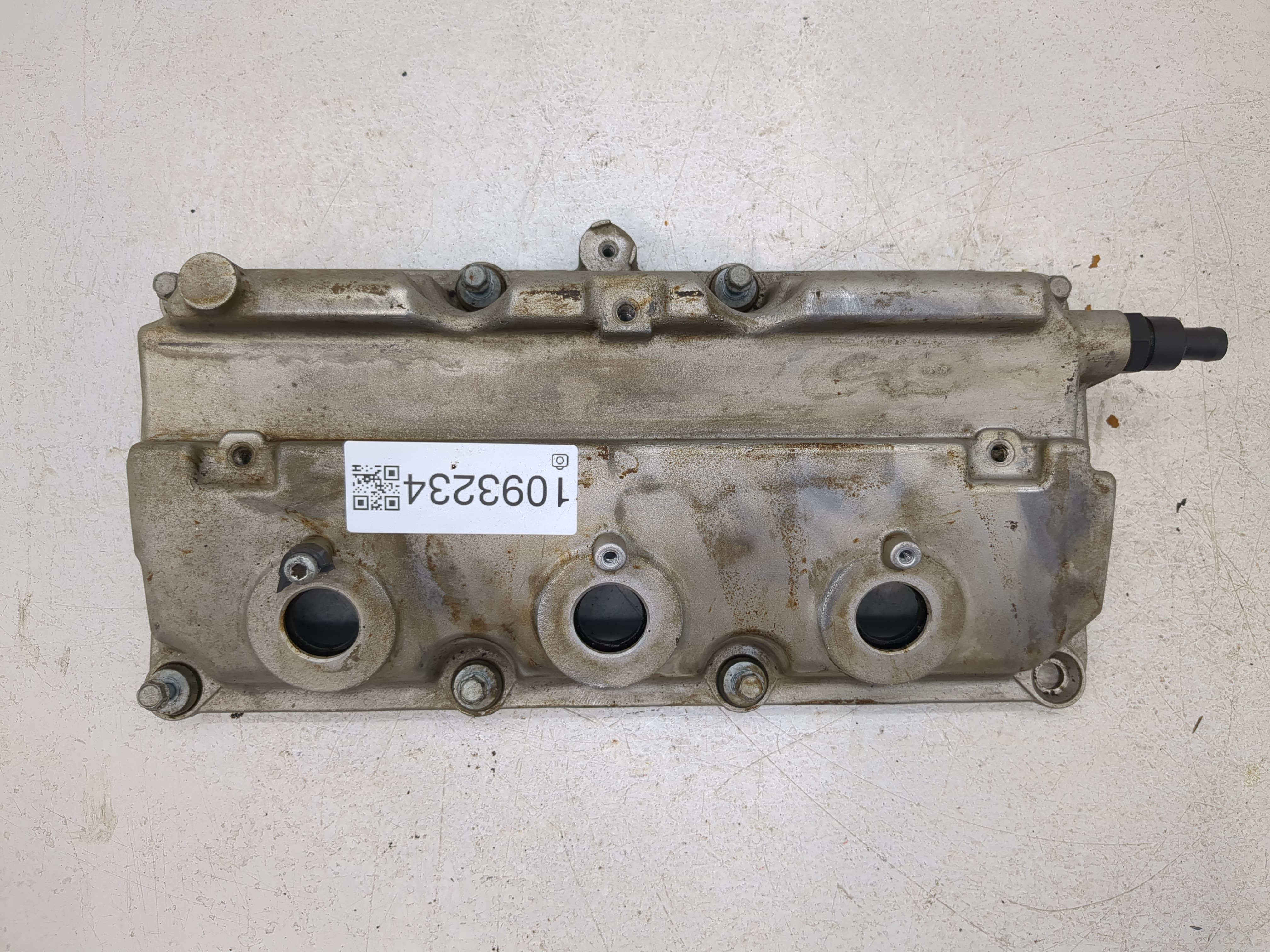 2006 Dodge Magnum Driver Left Cylinder Head Valve Cover 1093234 - Oemusedautoparts1.com