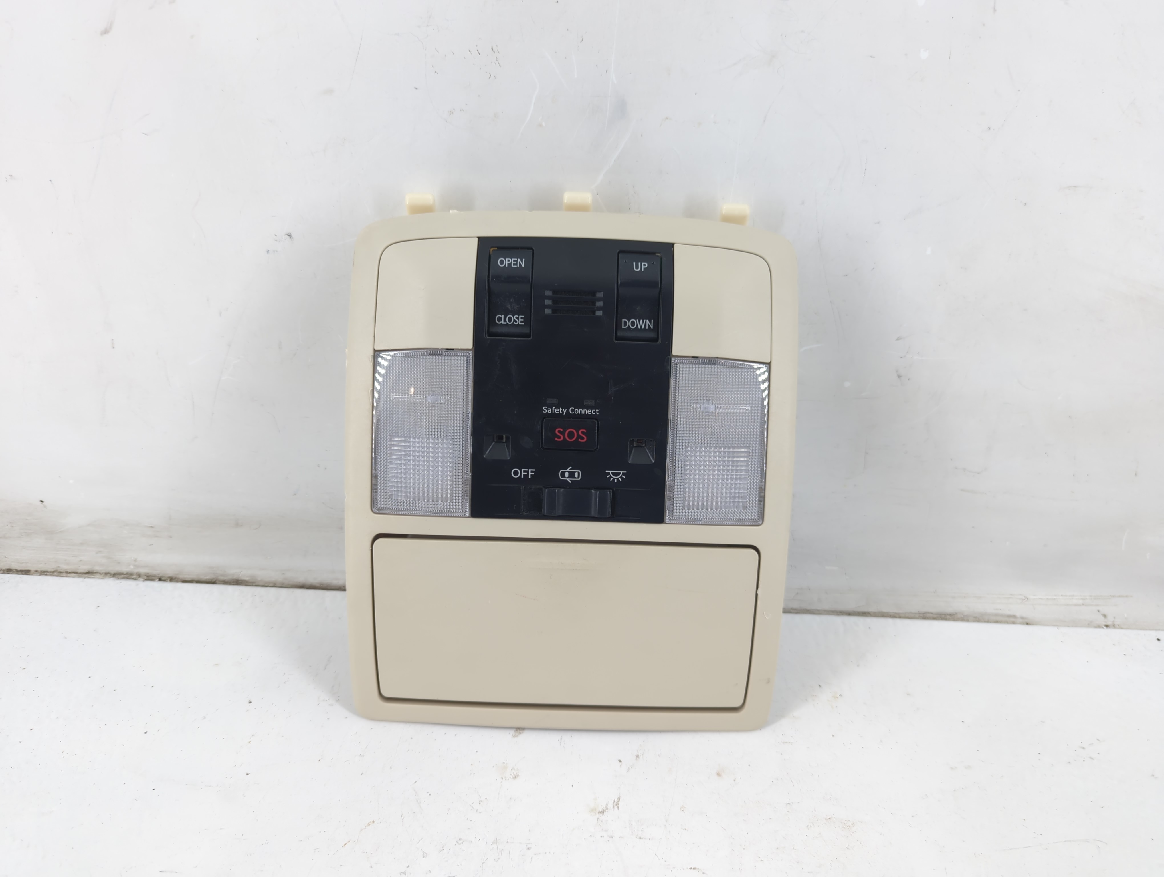 2017 Lexus Ct200h Overhead Roof Console 1093236 - Oemusedautoparts1.com