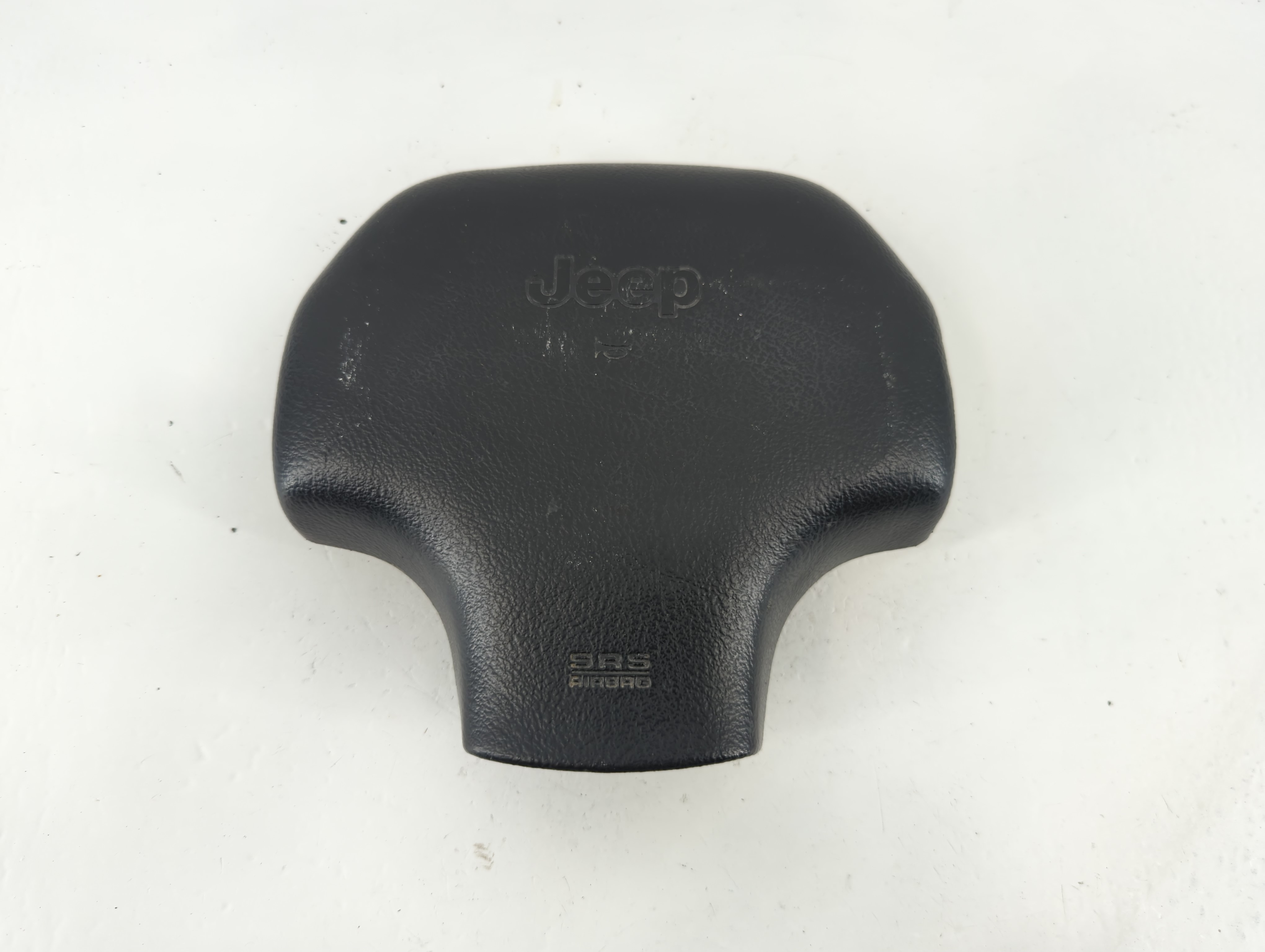 1997-1998 Jeep Grand Cherokee Air Bag Driver Left Steering Wheel Mounted 1093267 - Oemusedautoparts1.com