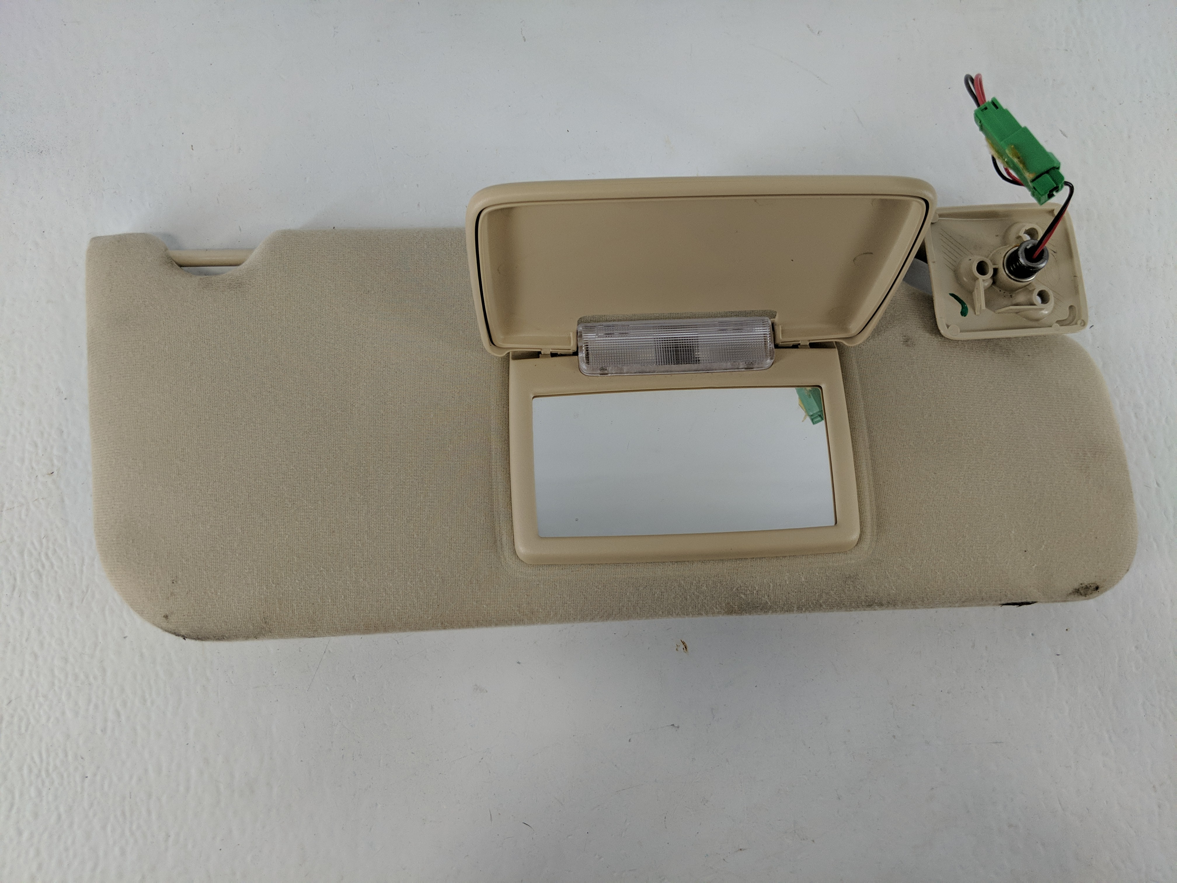 2007-2010 Ford Edge Passenger Sun Visor Mirror Right Sunvisor Tan 1093290 - Oemusedautoparts1.com