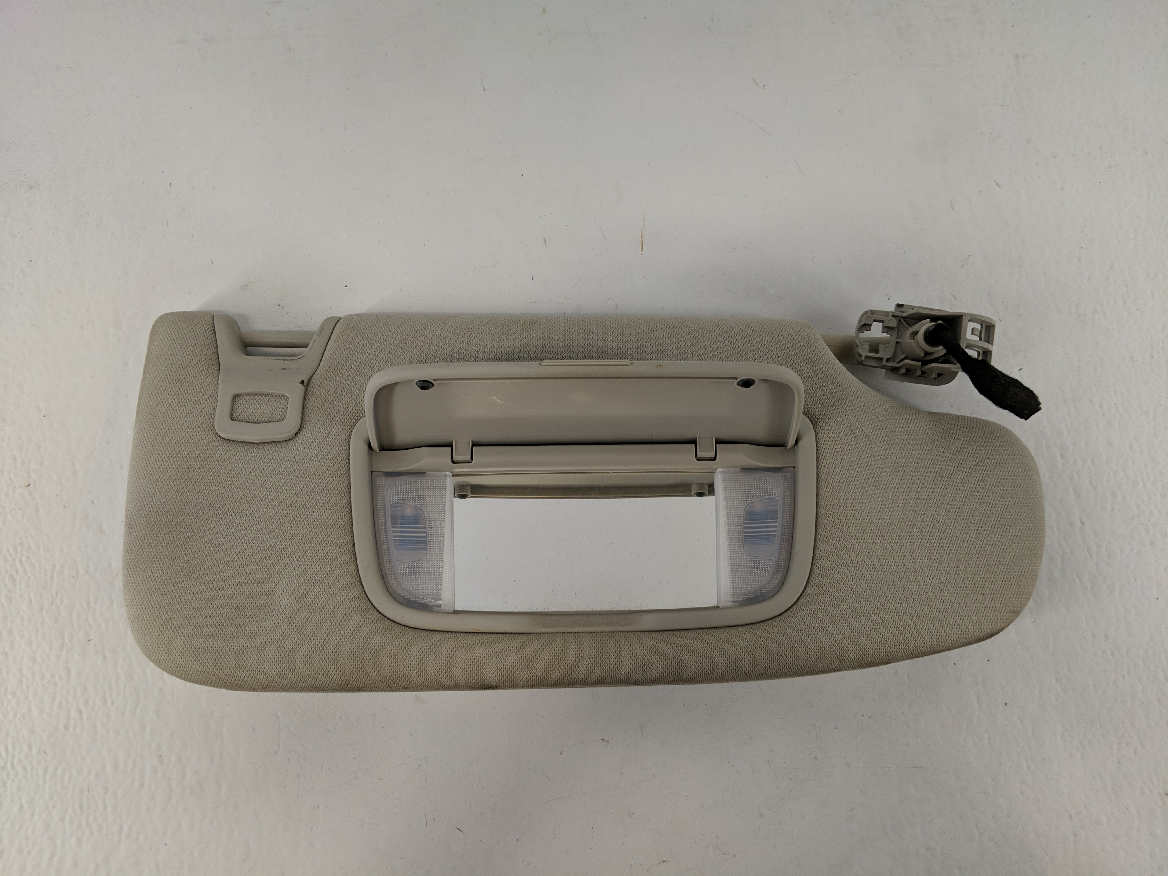 2015-2017 Lincoln Mkz Passenger Sun Visor Mirror Right Sunvisor Grey 1093291 - Oemusedautoparts1.com