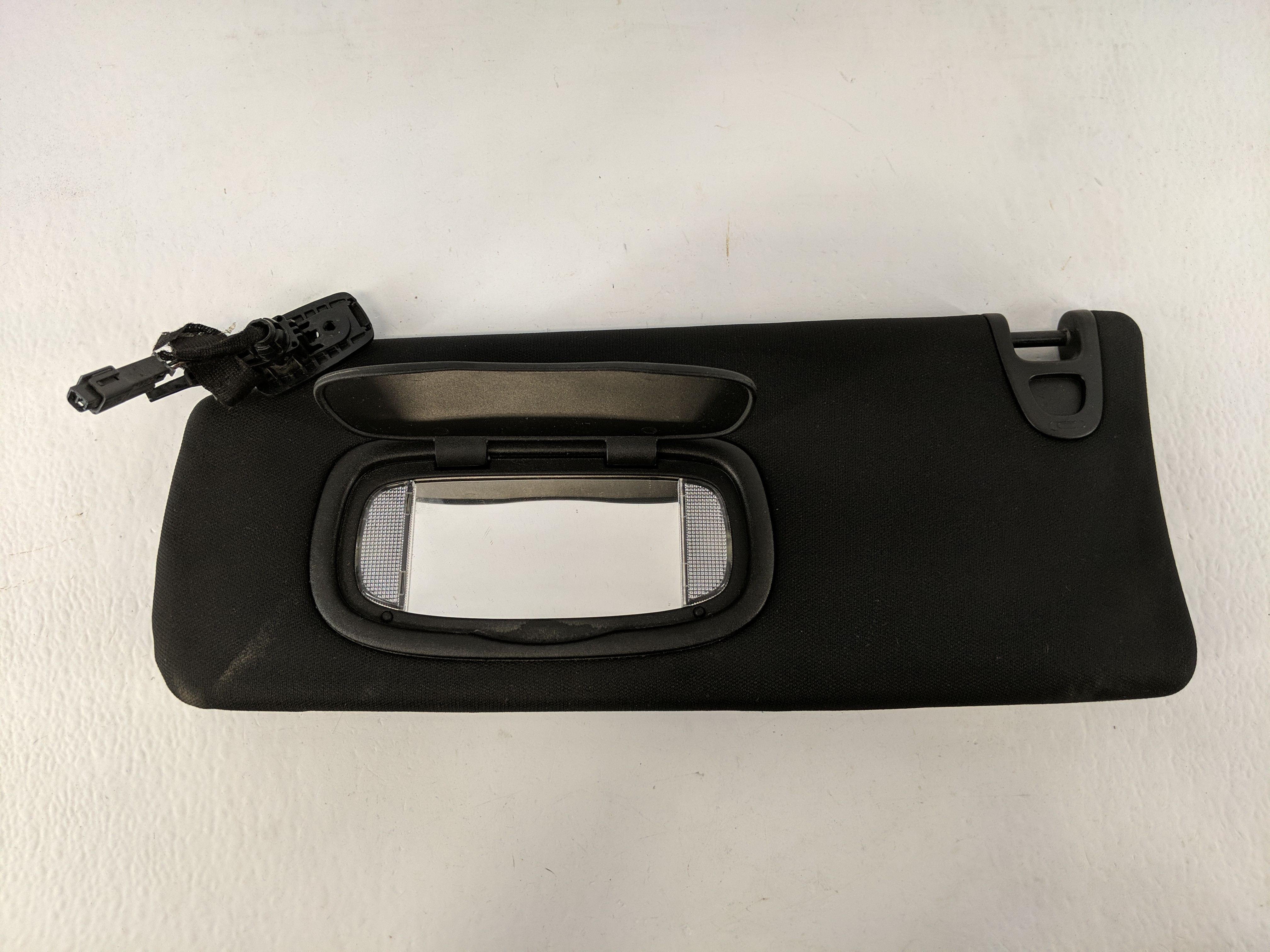 2013-2016 Dodge Dart Driver Sun Visor Mirror Left Sunvisor Black 1093293 - Oemusedautoparts1.com