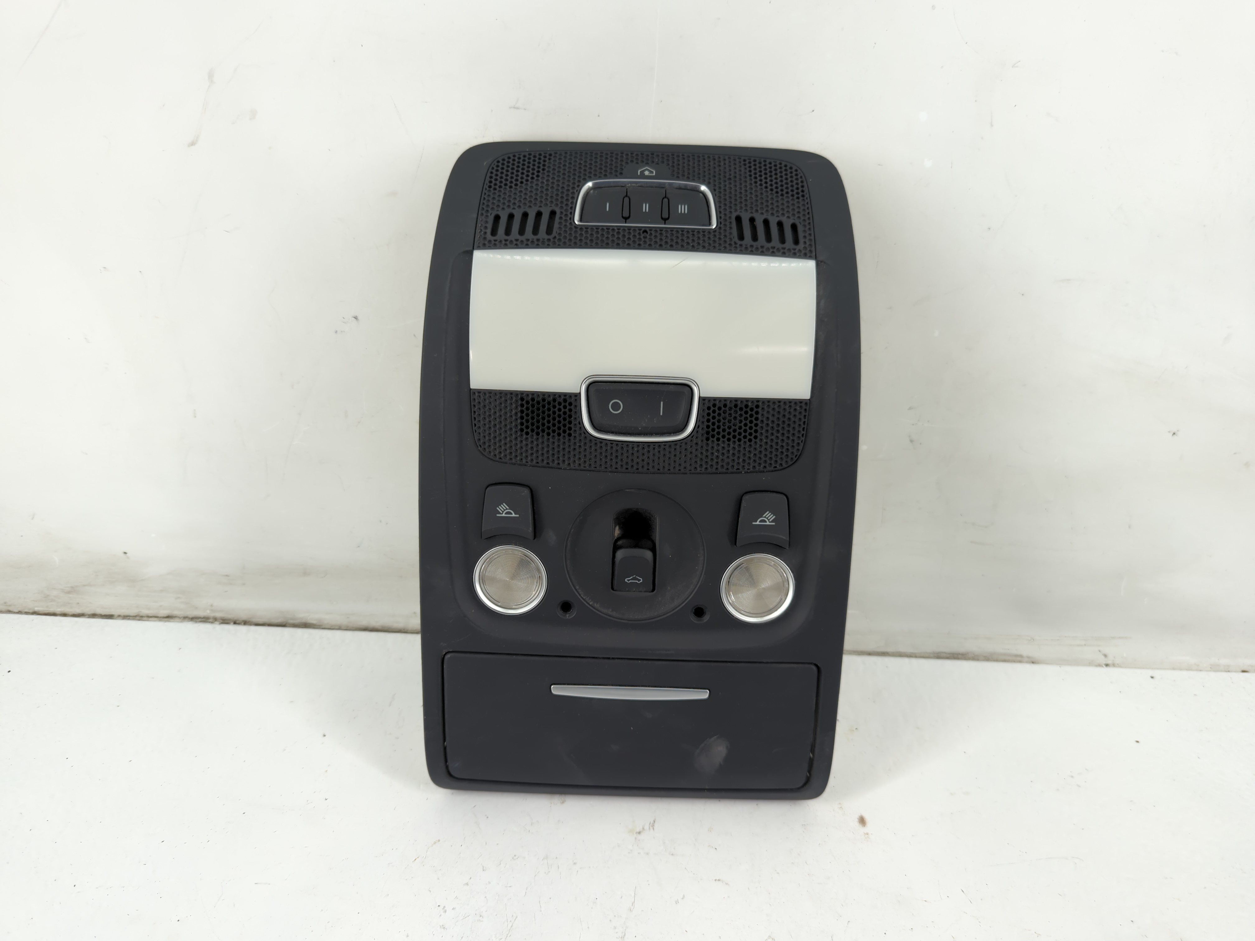 2013 Audi A5 Overhead Roof Console 1093294 - Oemusedautoparts1.com