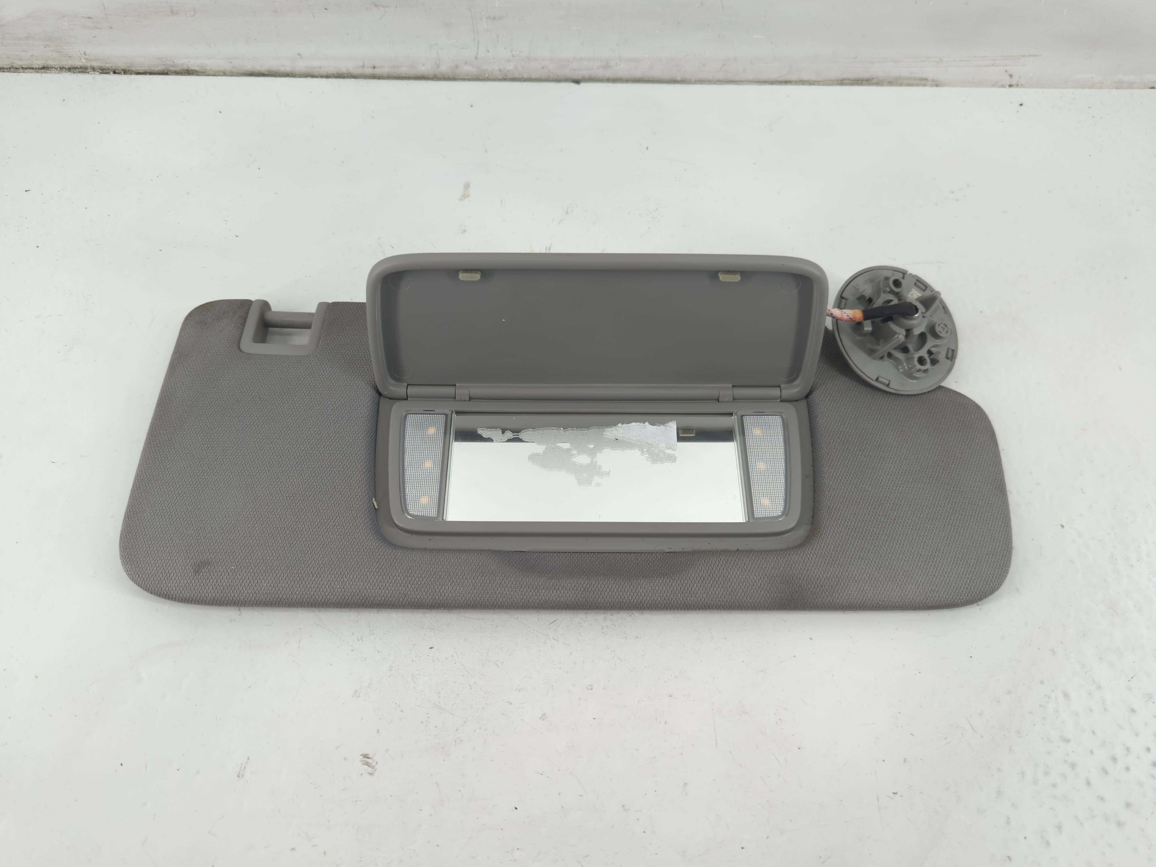 2002-2008 Audi A4 Passenger Sun Visor Mirror Right Sunvisor Dark Gray 1093406 - Oemusedautoparts1.com