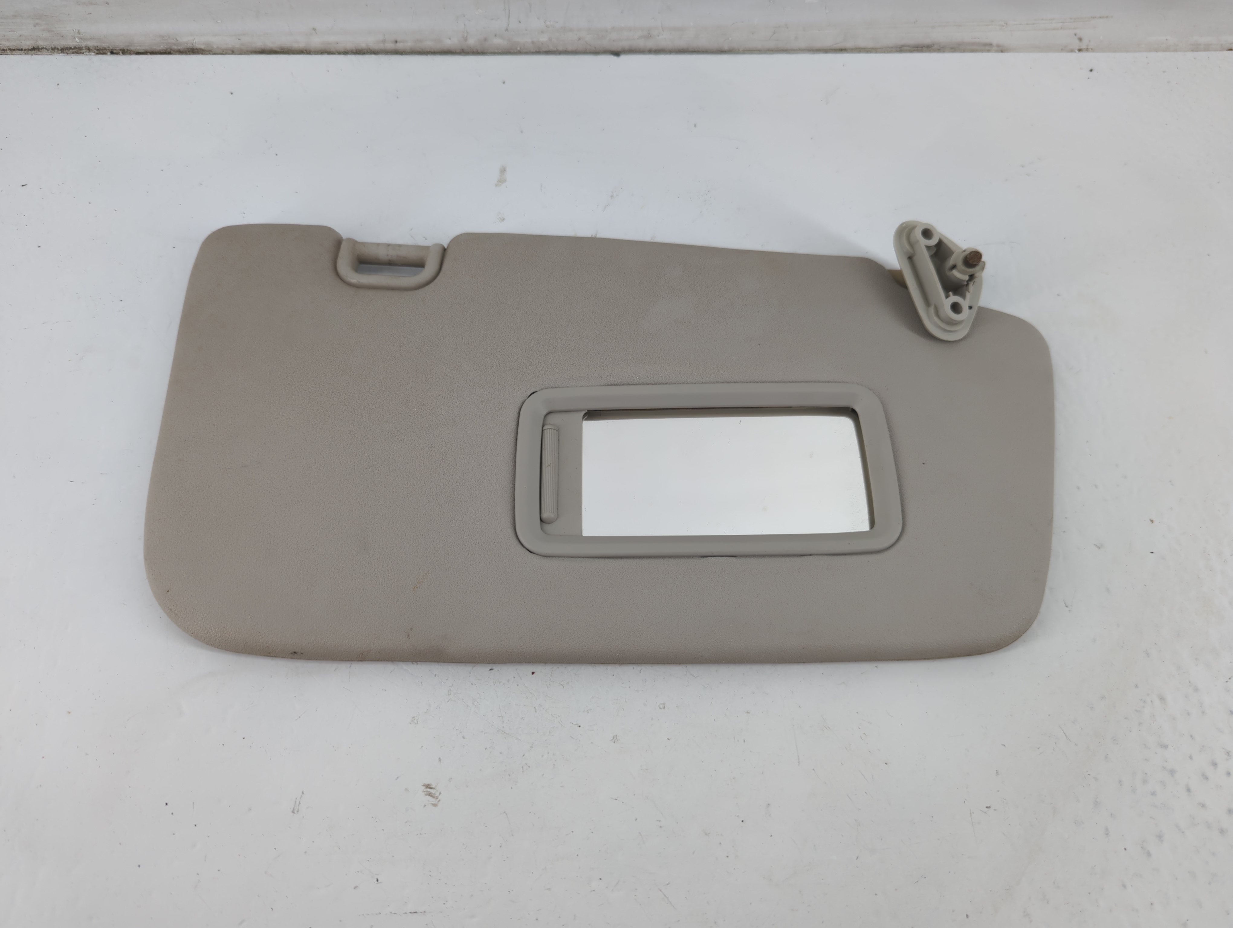 2008-2014 Subaru Impreza Passenger Sun Visor Mirror Right Sunvisor 1093409 - Oemusedautoparts1.com