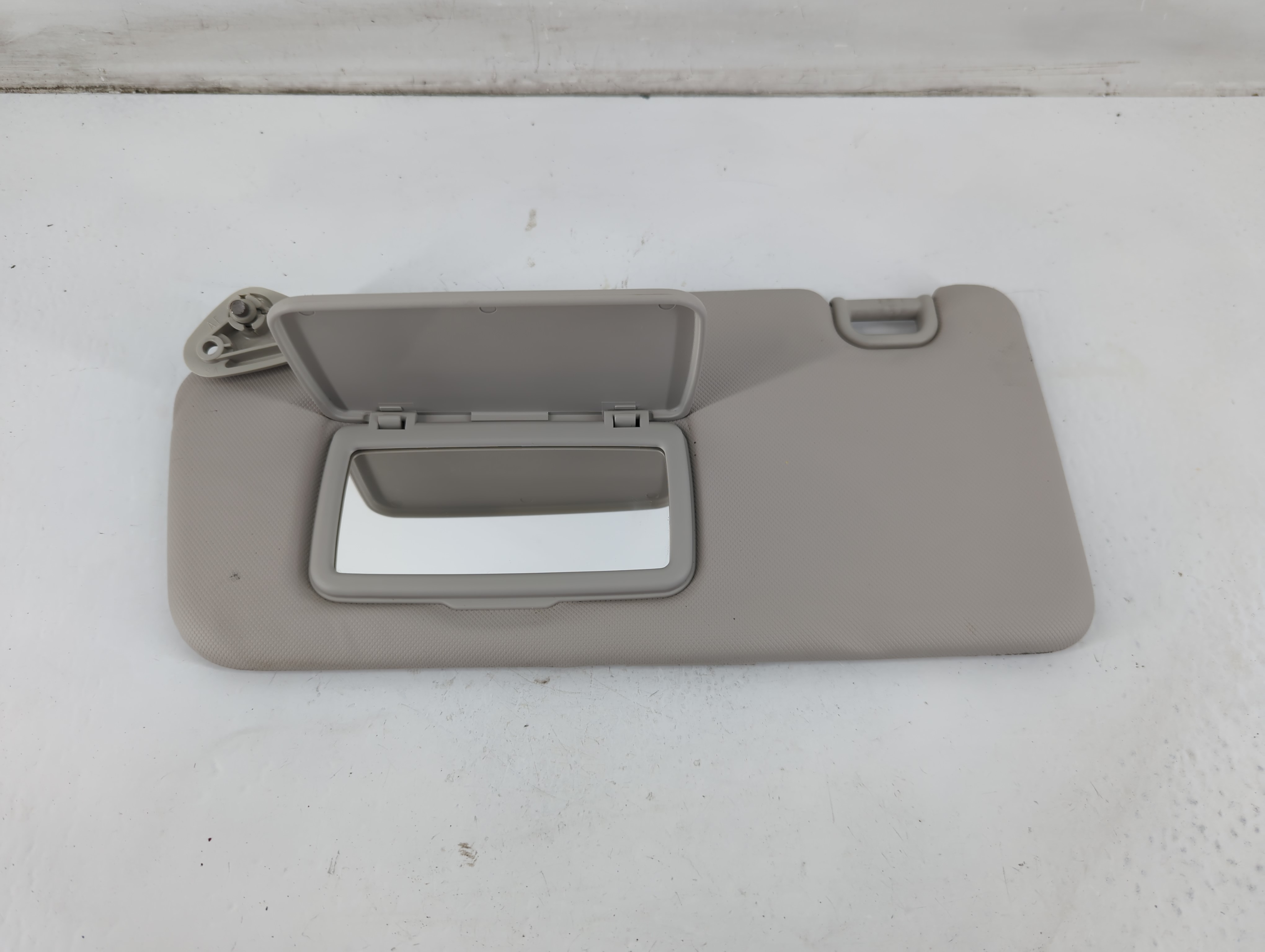 2012-2014 Subaru Impreza Driver Sun Visor Mirror Left Sunvisor 1093513 - Oemusedautoparts1.com