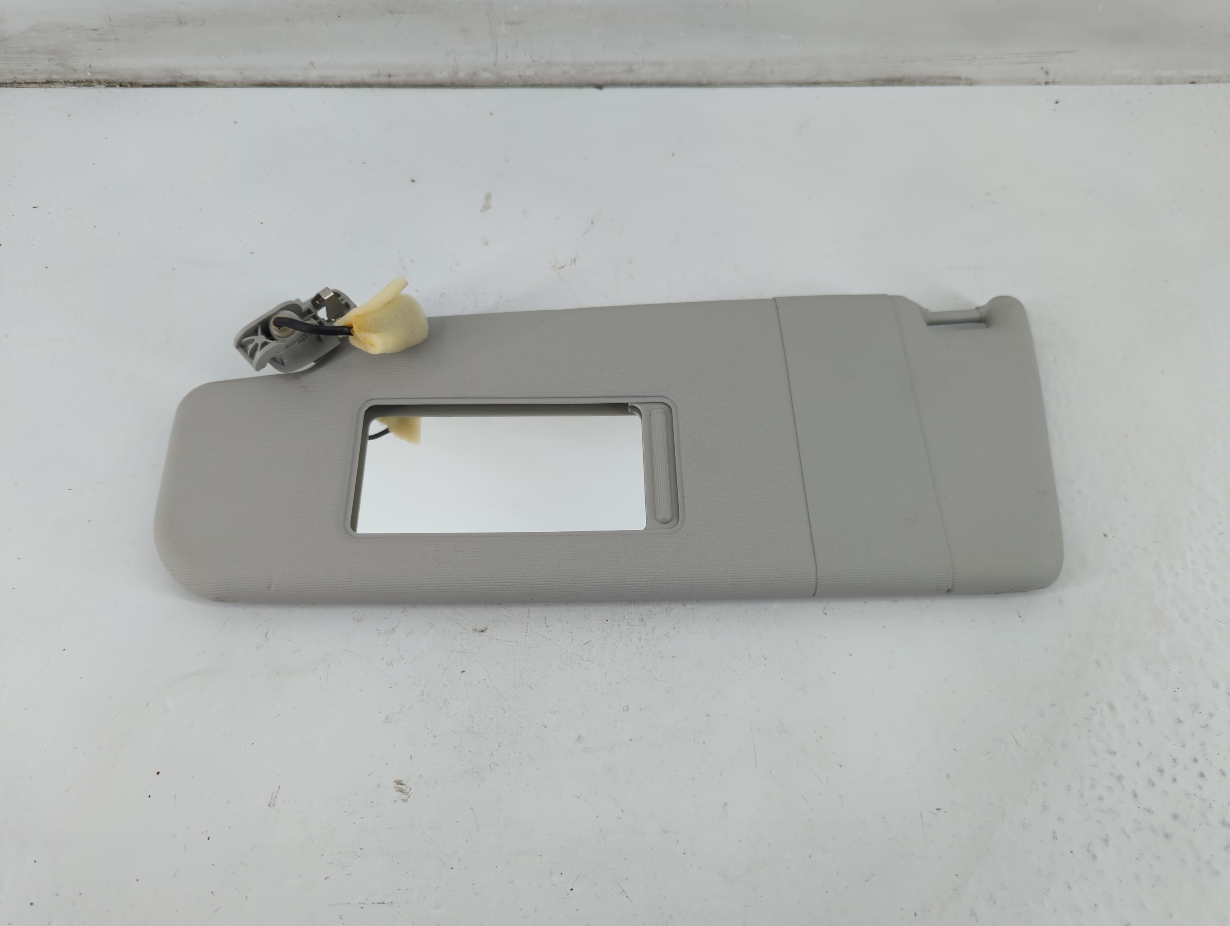 2011-2018 Volkswagen Jetta Driver Sun Visor Mirror Left Sunvisor Grey 1093515 - Oemusedautoparts1.com