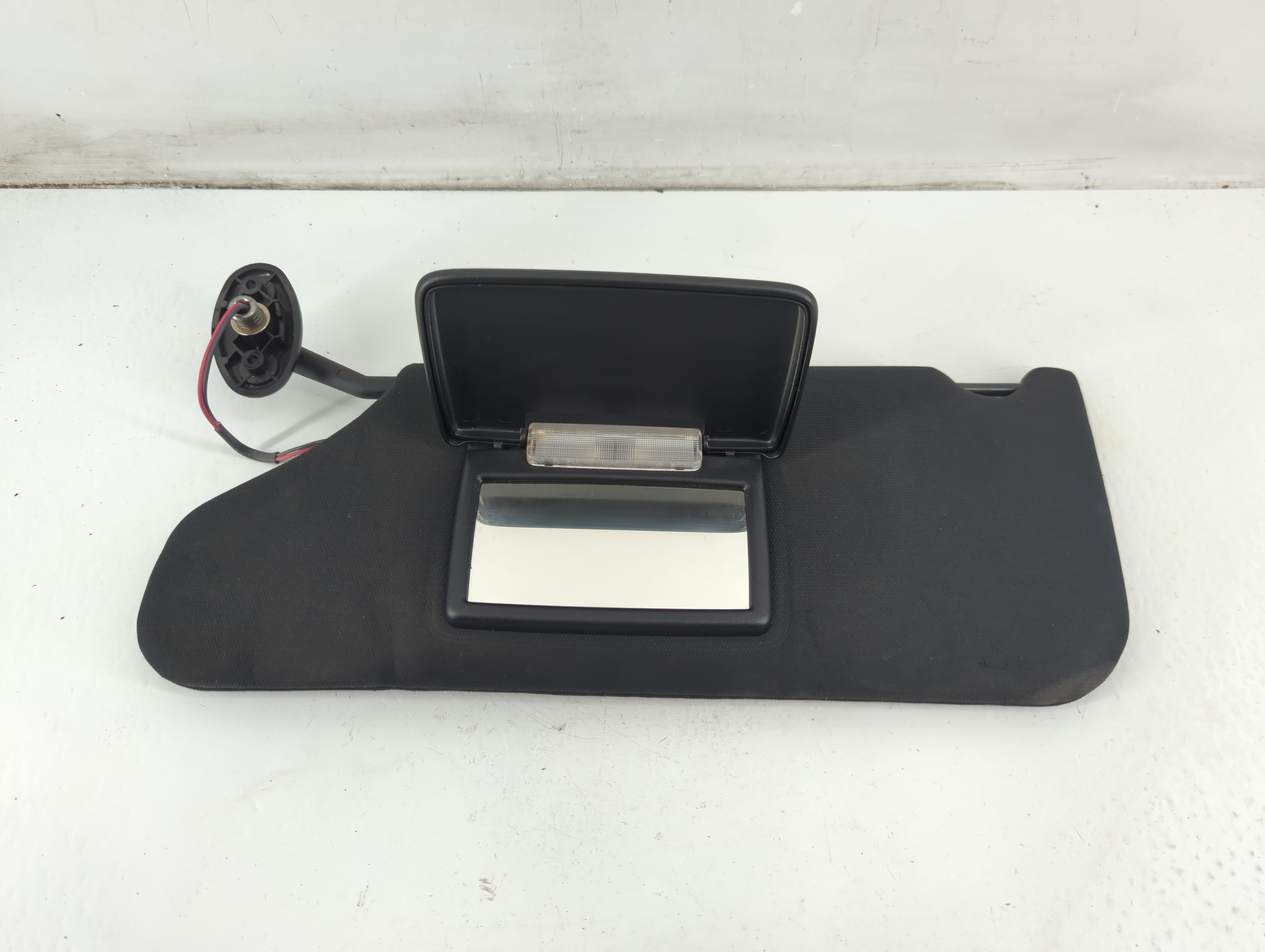 2011-2014 Chrysler 200 Driver Sun Visor Mirror Left Sunvisor Black 1093524 - Oemusedautoparts1.com