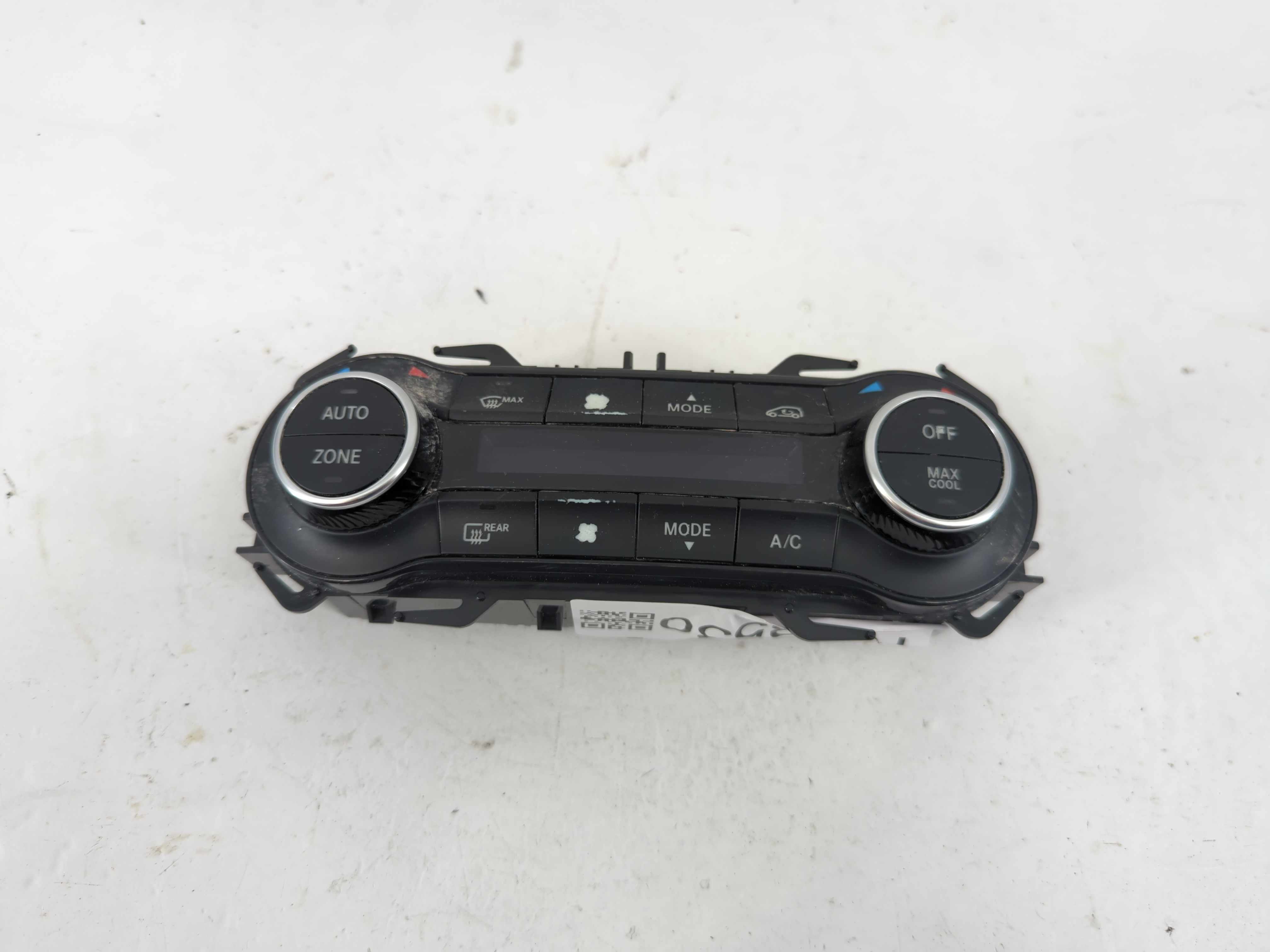 2017-2018 Infiniti Qx30 Ac Heater Climate Control A091 900 52 01 1093530 - Oemusedautoparts1.com