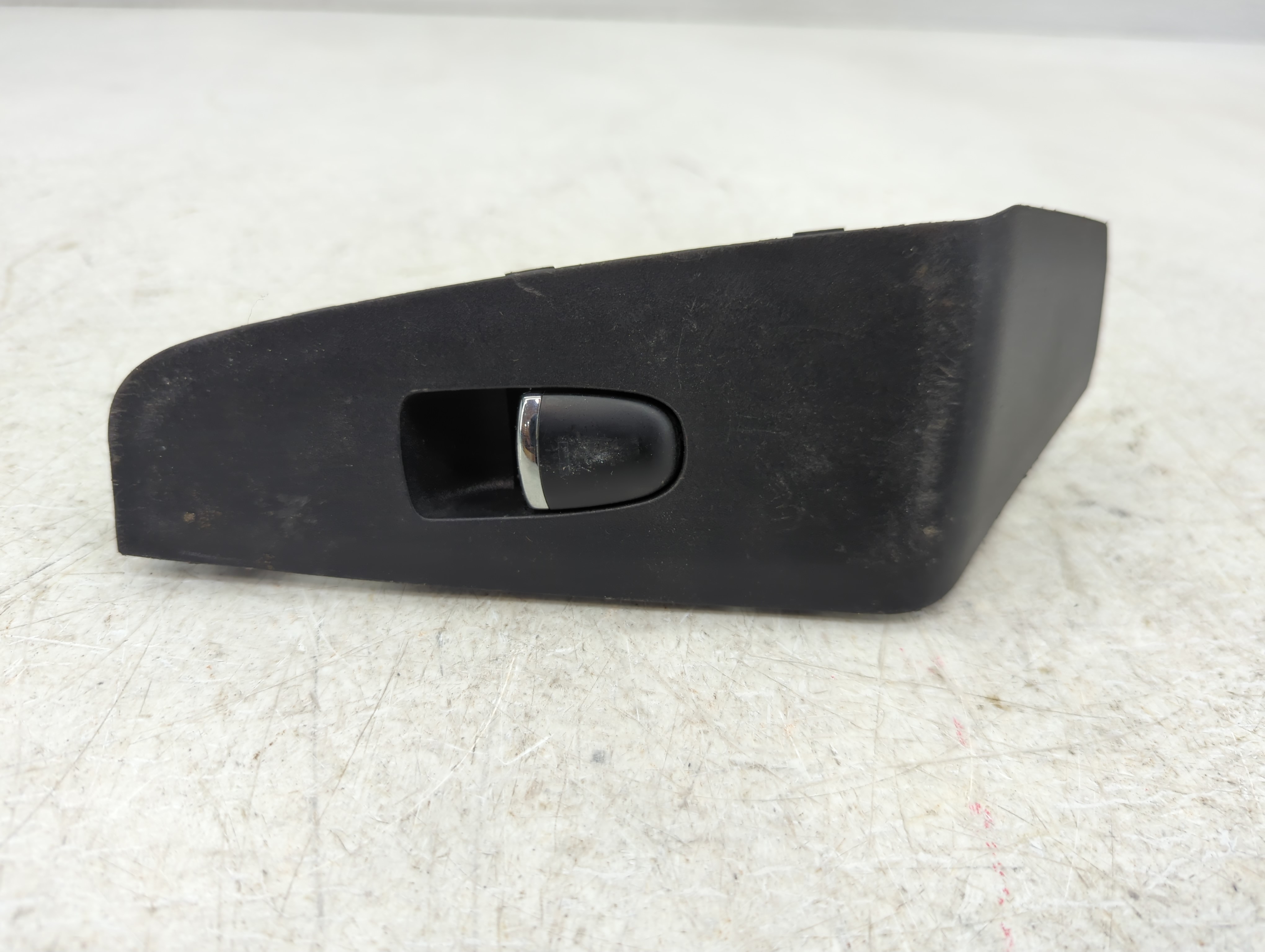 2016-2021 Nissan Maxima Driver Left Door Master Power Window Switch 1093549 - Oemusedautoparts1.com