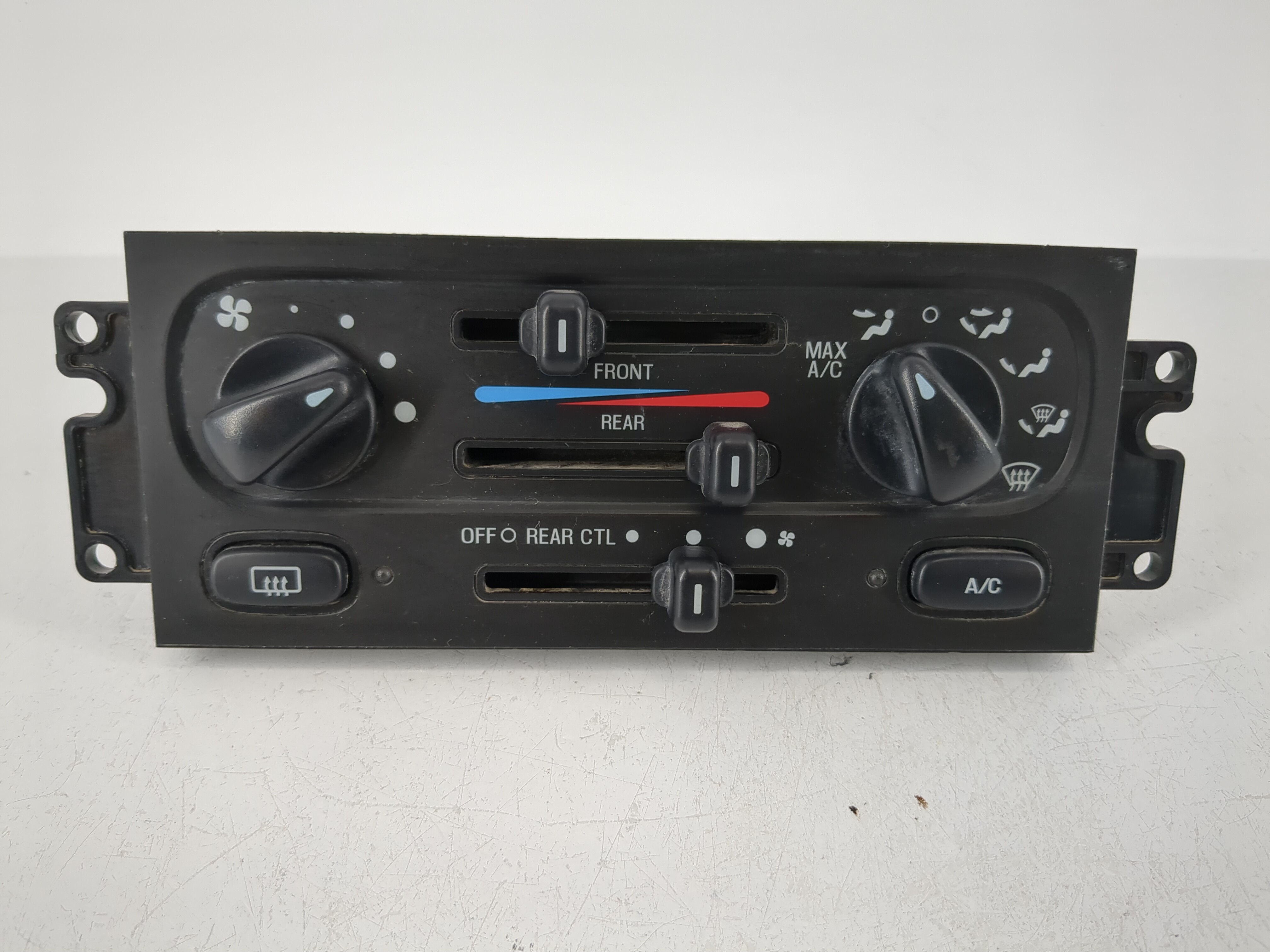 1999-2003 Ford Windstar Ac Heater Climate Control Xf2h-19e764-b 1093562 - Oemusedautoparts1.com