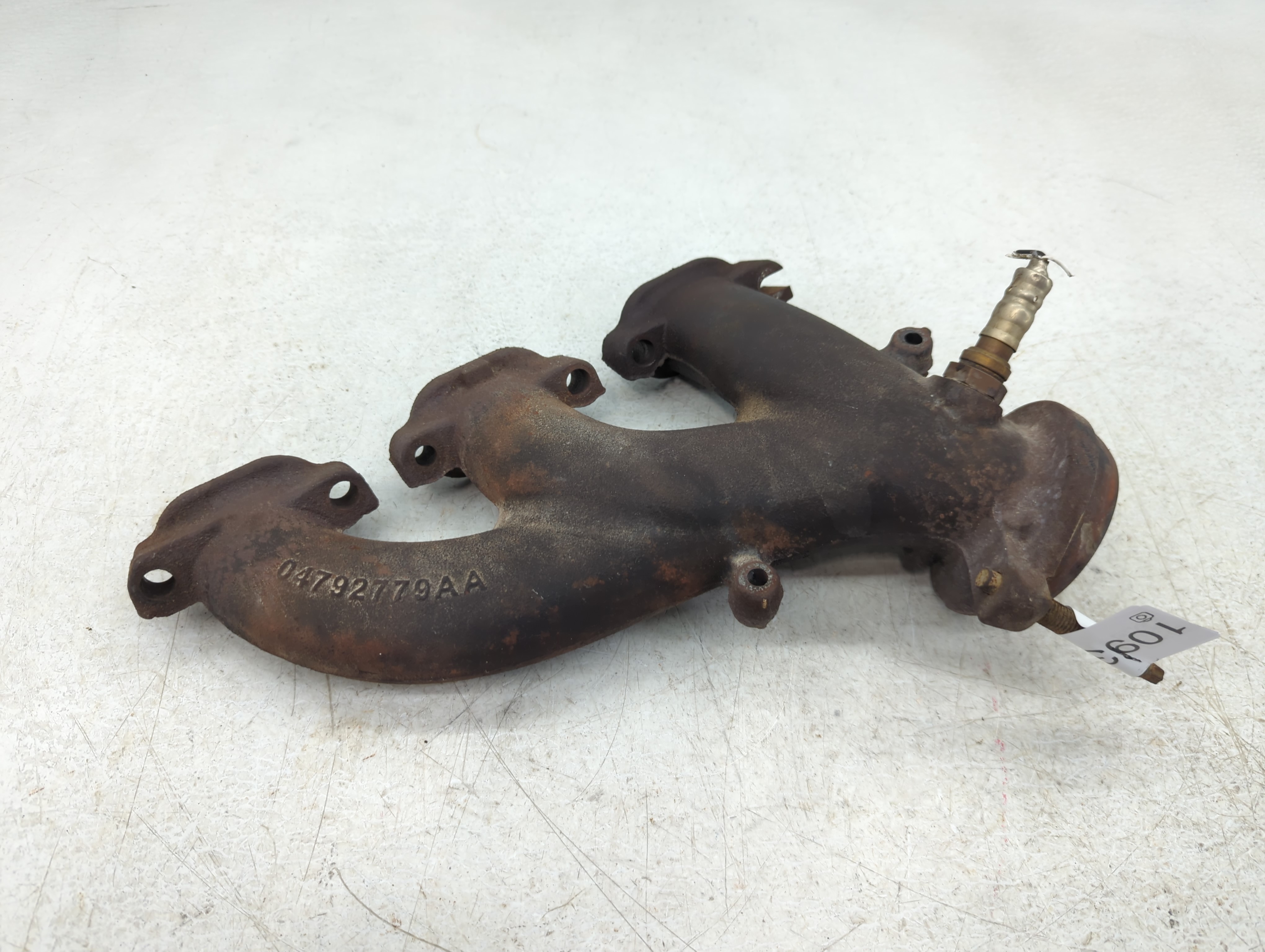 2005-2008 Dodge Magnum Turbocharger Exhaust Manifold With Turbo Charger 1093584 - Oemusedautoparts1.com
