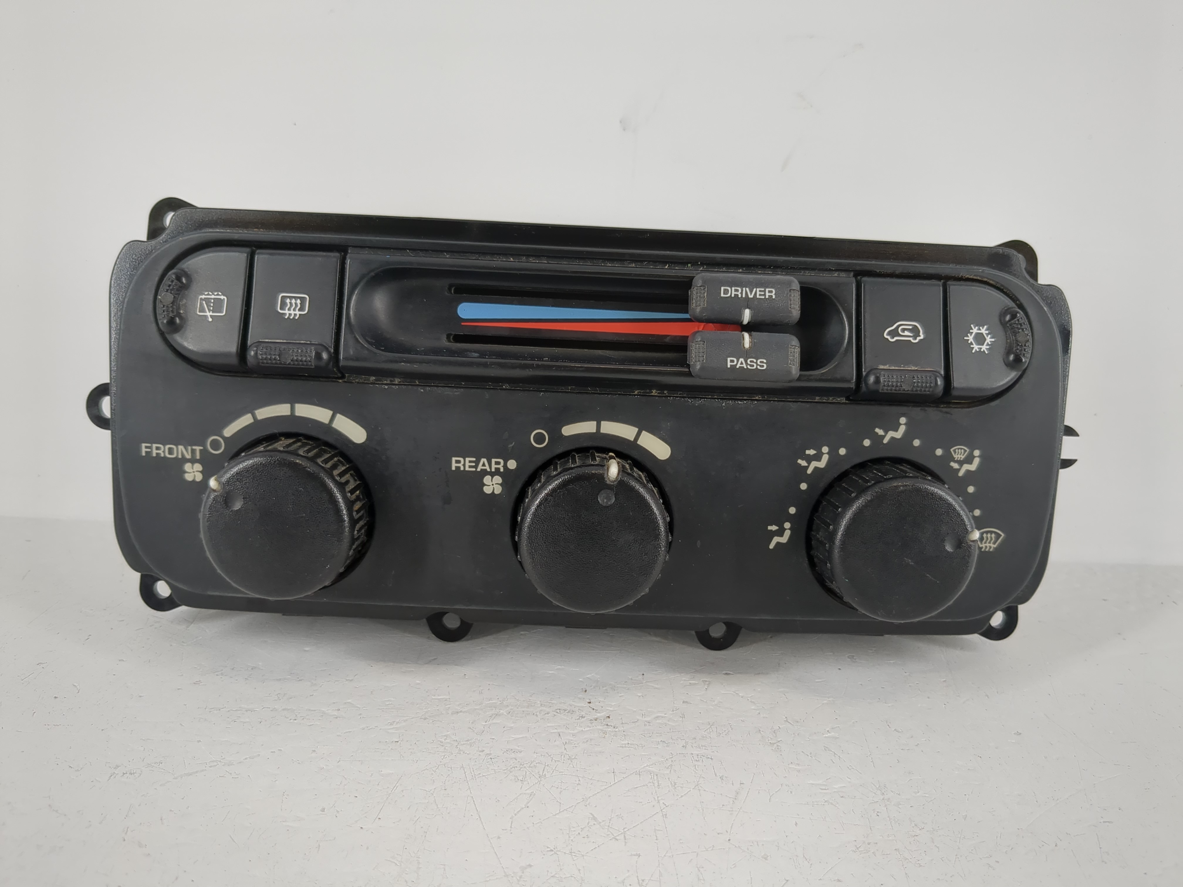 Picture of 2004-2007 Dodge Caravan Ac Heater Climate Control 05134627aa 1093592