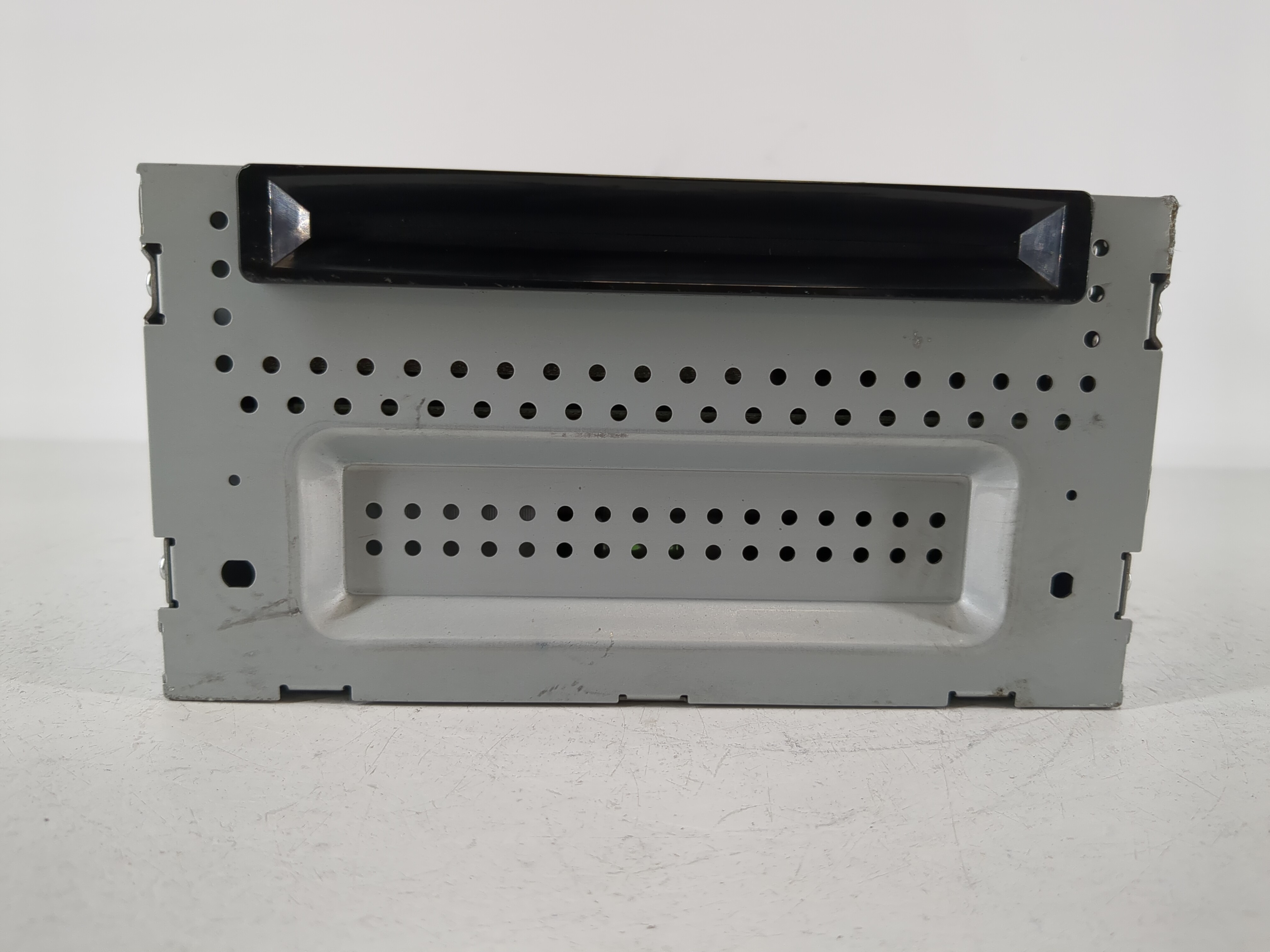 2010-2010 Ford Fusion Am Fm Cd Player Radio Receiver 1093619 - Oemusedautoparts1.com