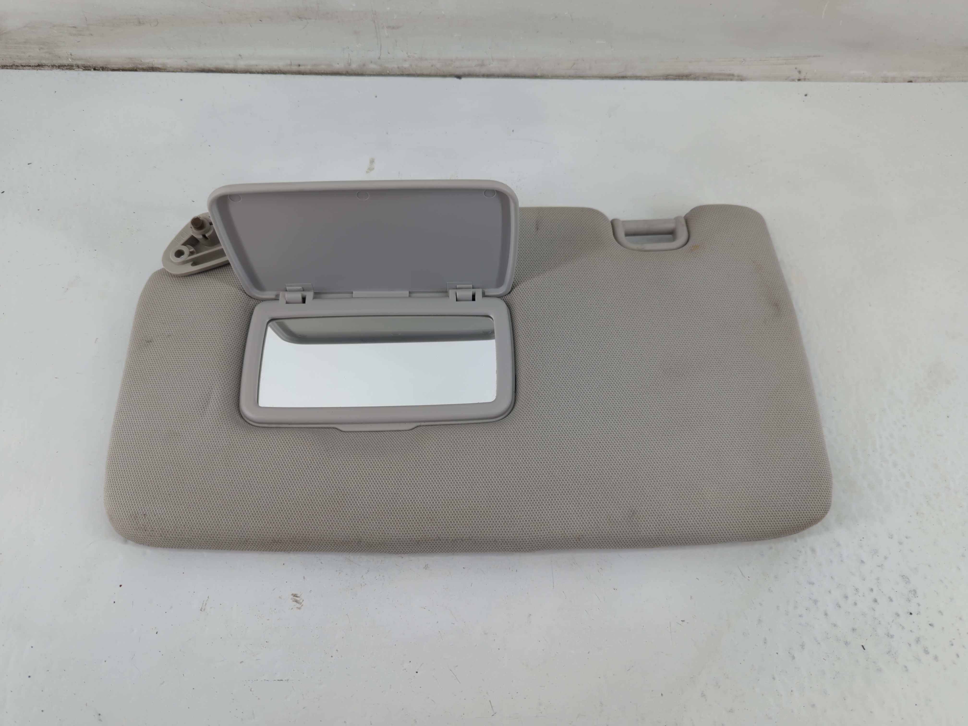 Picture of 2014 Subaru Forester Driver Sun Visor Mirror Left Sunvisor Light Gray 1093635