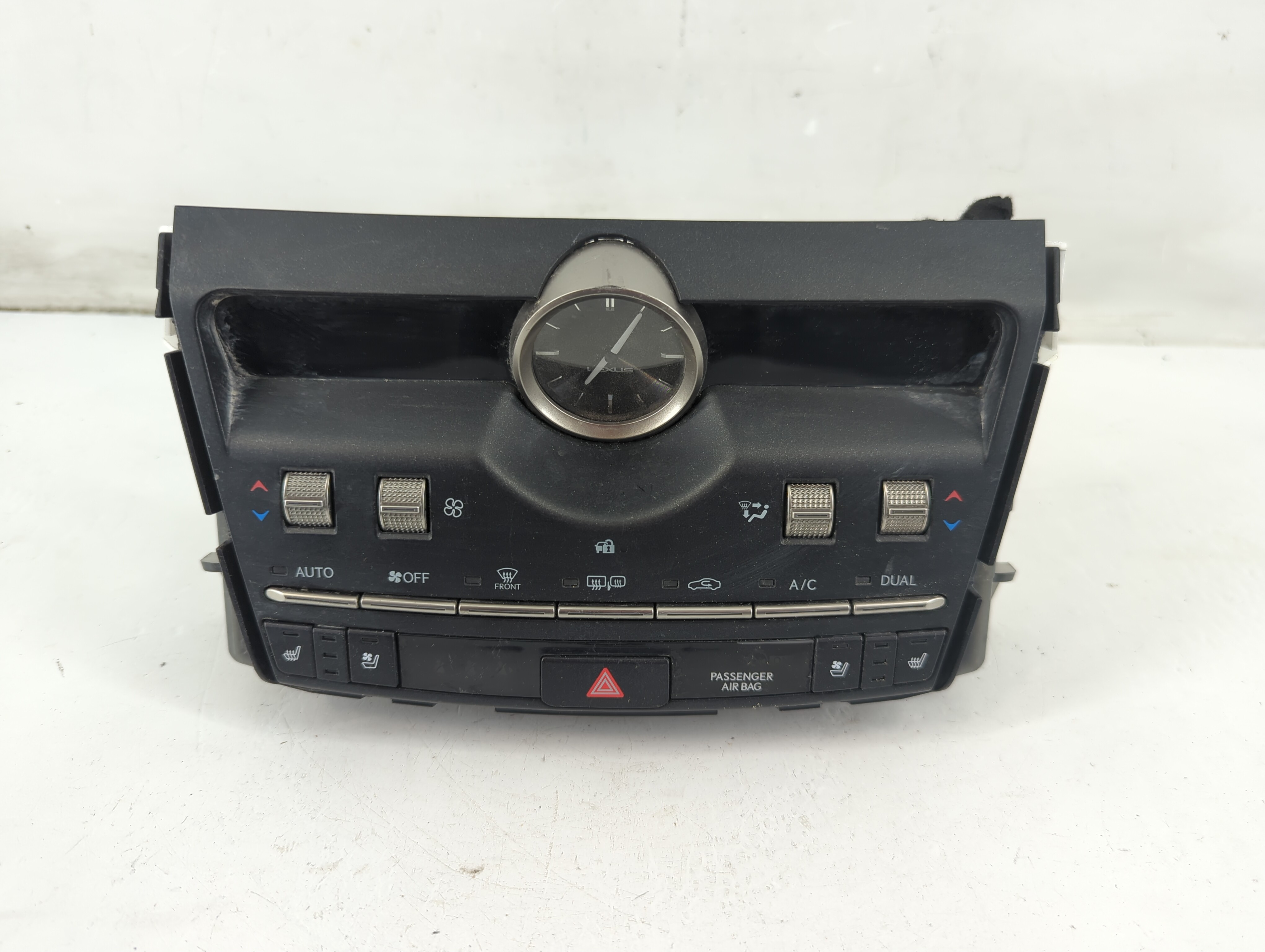 Picture of 2018-2019 Lexus Nx300 Ac Heater Climate Control 55900-78380 1093679