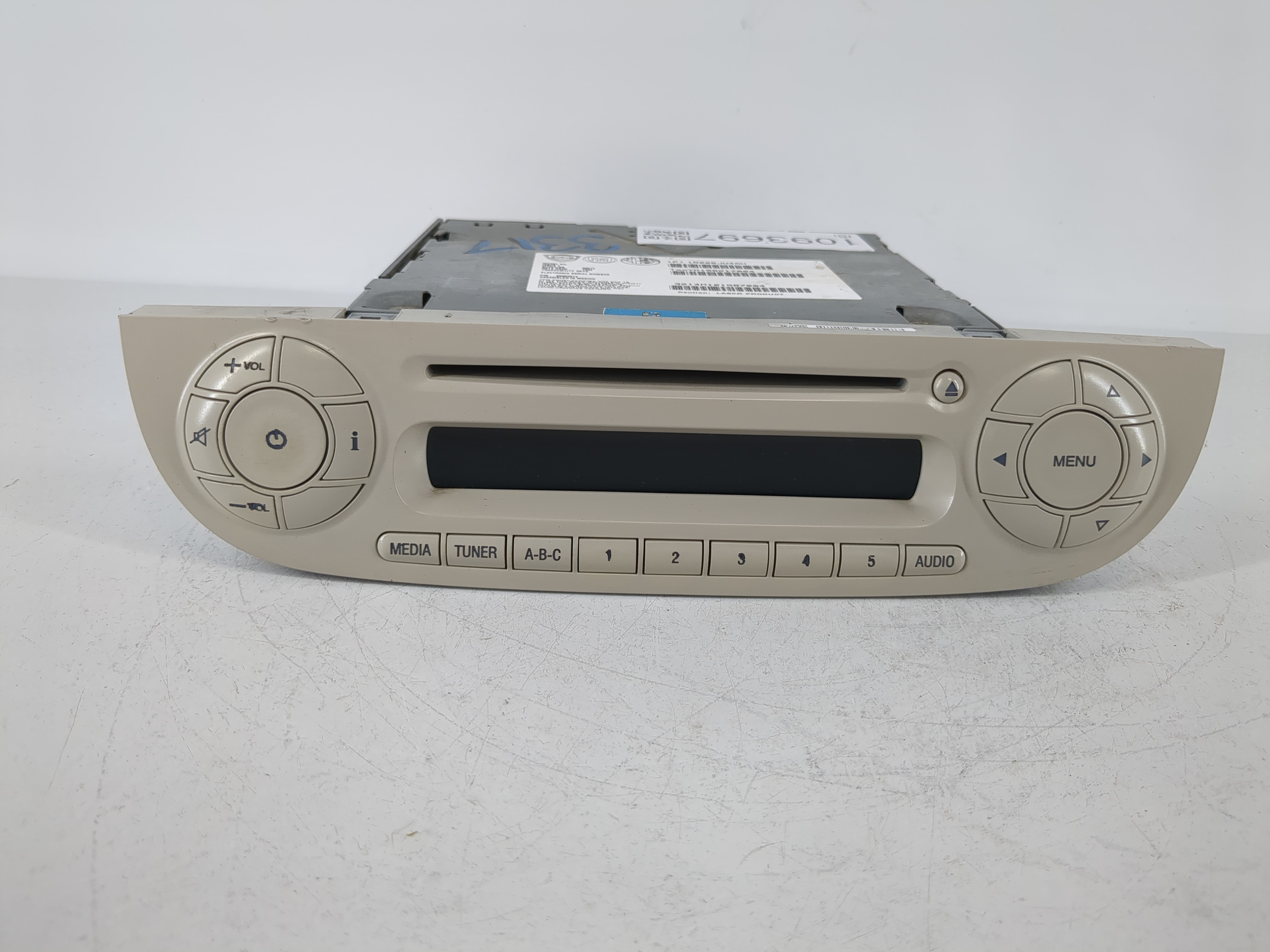 Picture of 2012-2017 Fiat 500 Am Fm Cd Player Radio Receiver 1093697