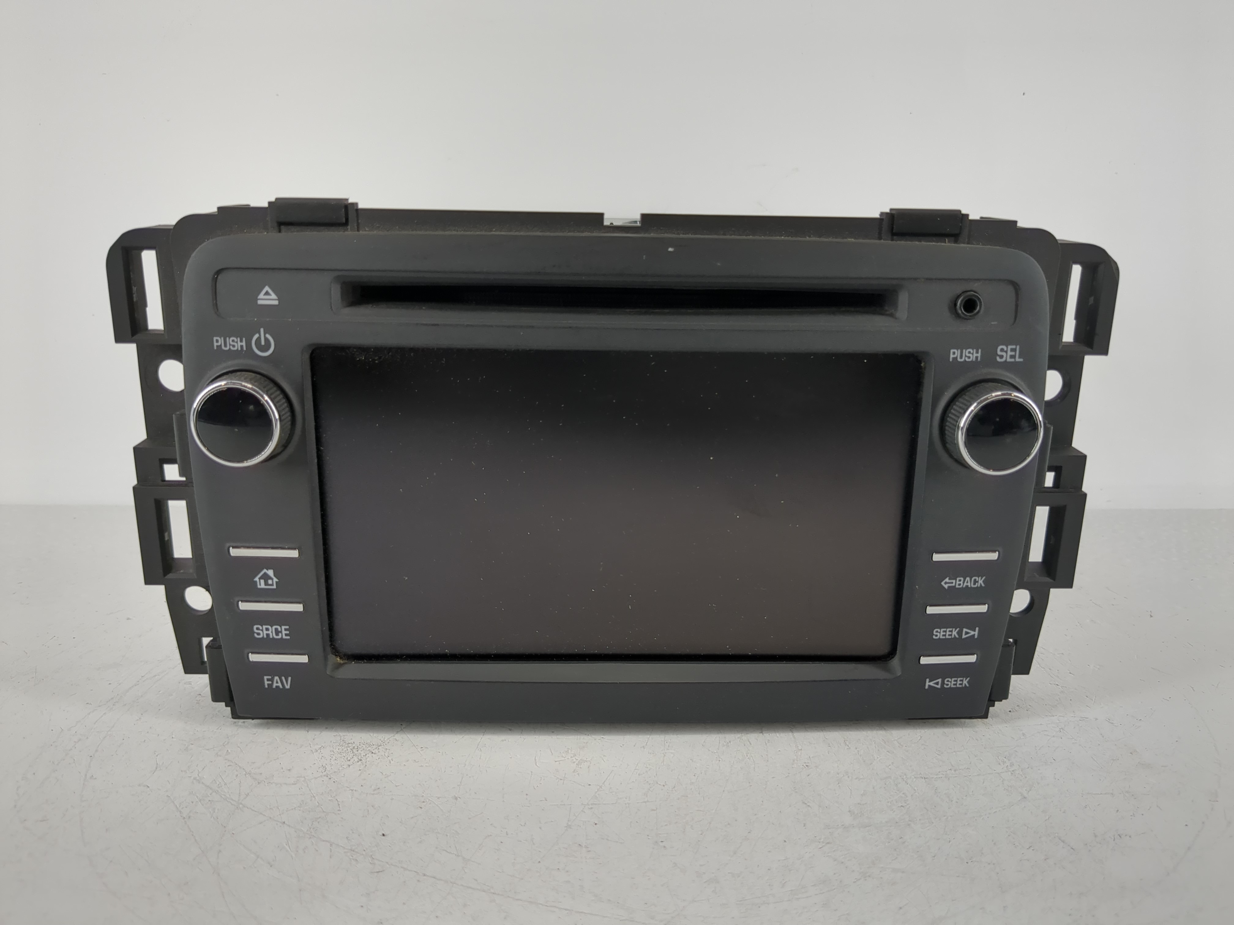 2016-2016 Chevrolet Traverse Am Fm Cd Player Radio Receiver 1093699 - Oemusedautoparts1.com
