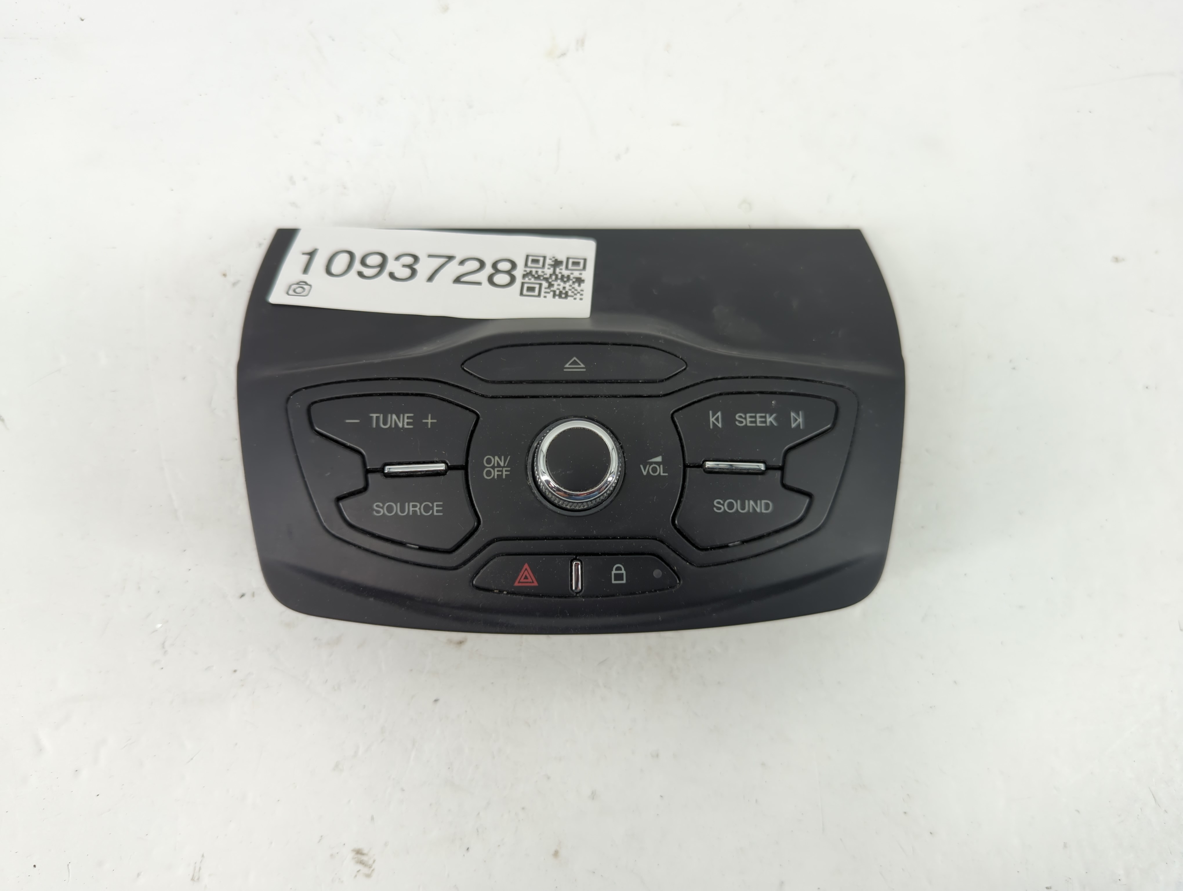 2015-2016 Ford Escape Am Fm Cd Player Radio Receiver 1093728 - Oemusedautoparts1.com