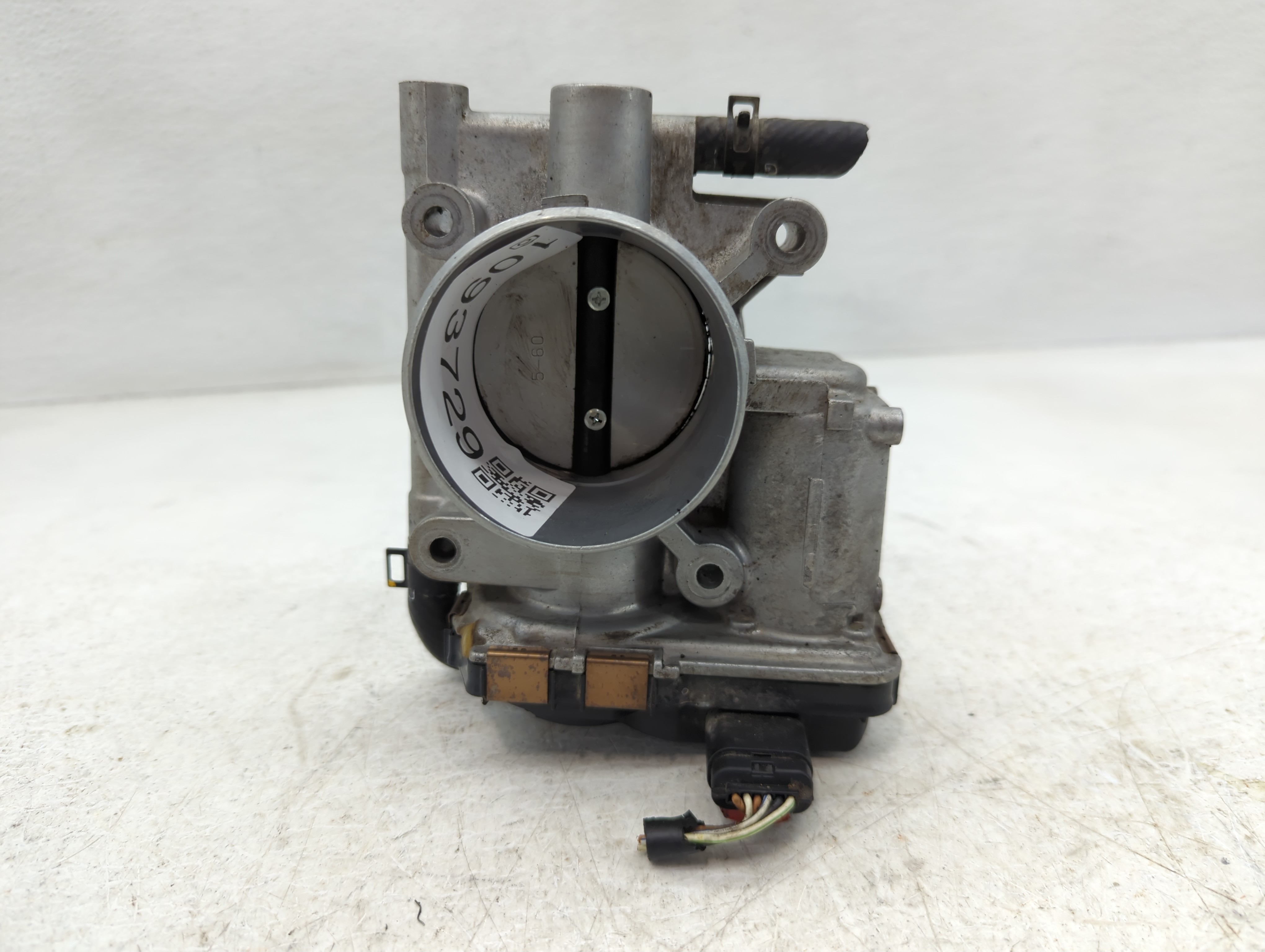 2004-2005 Mazda 3 Throttle Body 1093729 - Oemusedautoparts1.com
