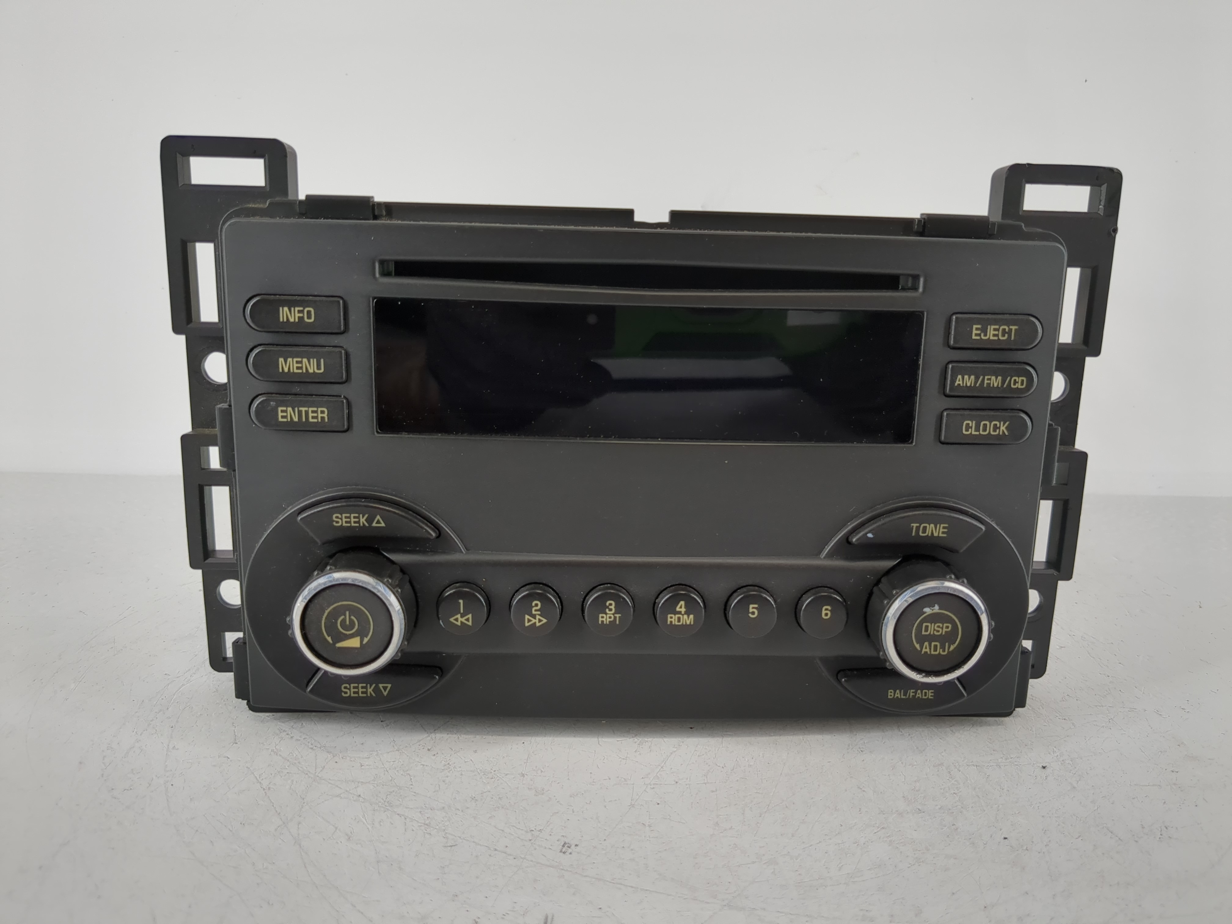 2007-2008 Chevrolet Malibu Am Fm Cd Player Radio Receiver 1093786 - Oemusedautoparts1.com